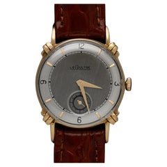 1947 Jaeger-LeCoultre Vintage Mens Midsize Watch, Beautiful Case - 14K Gold