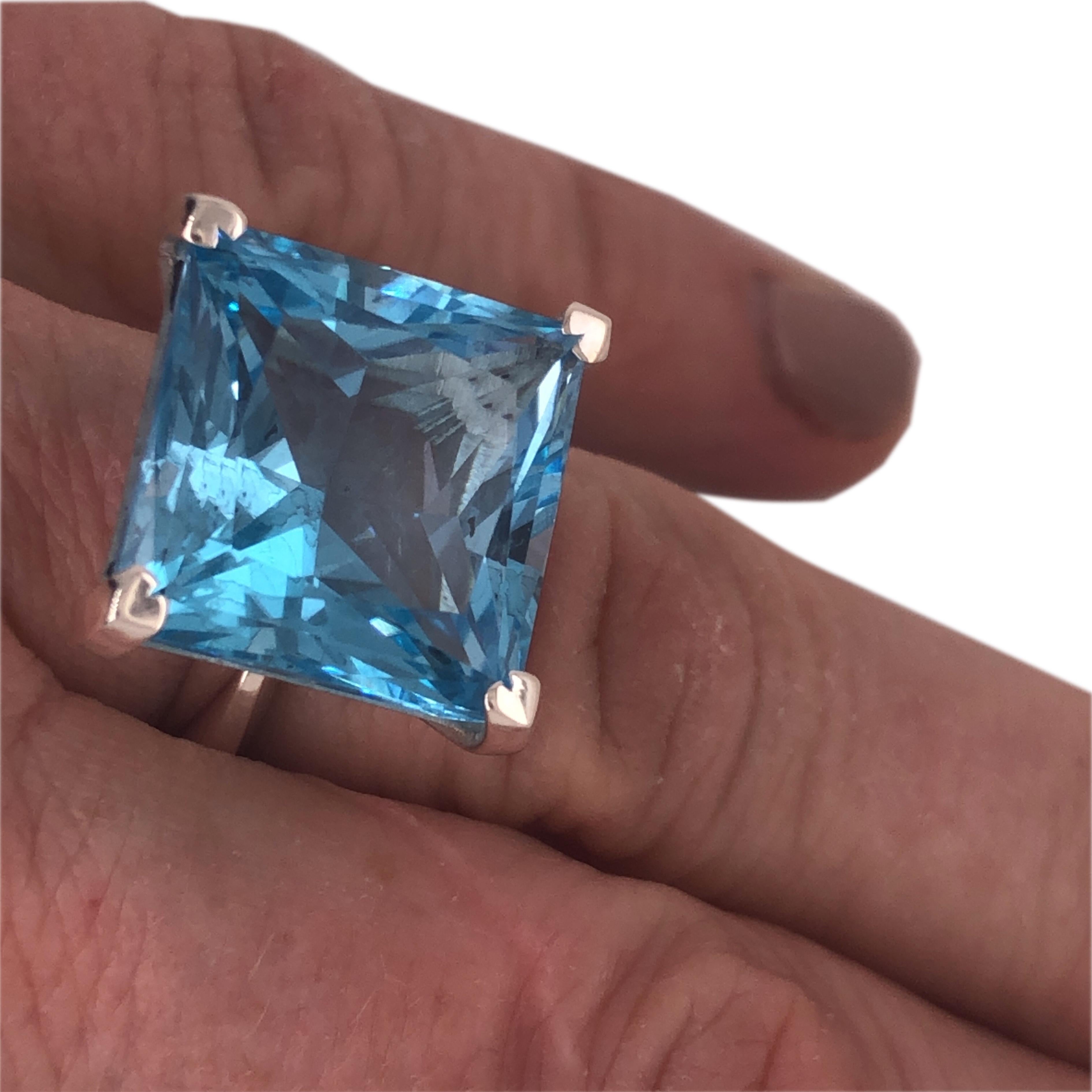 19.47 Karat Princess Cut Natural Light Blue Topaz Cocktail Ring For Sale 6