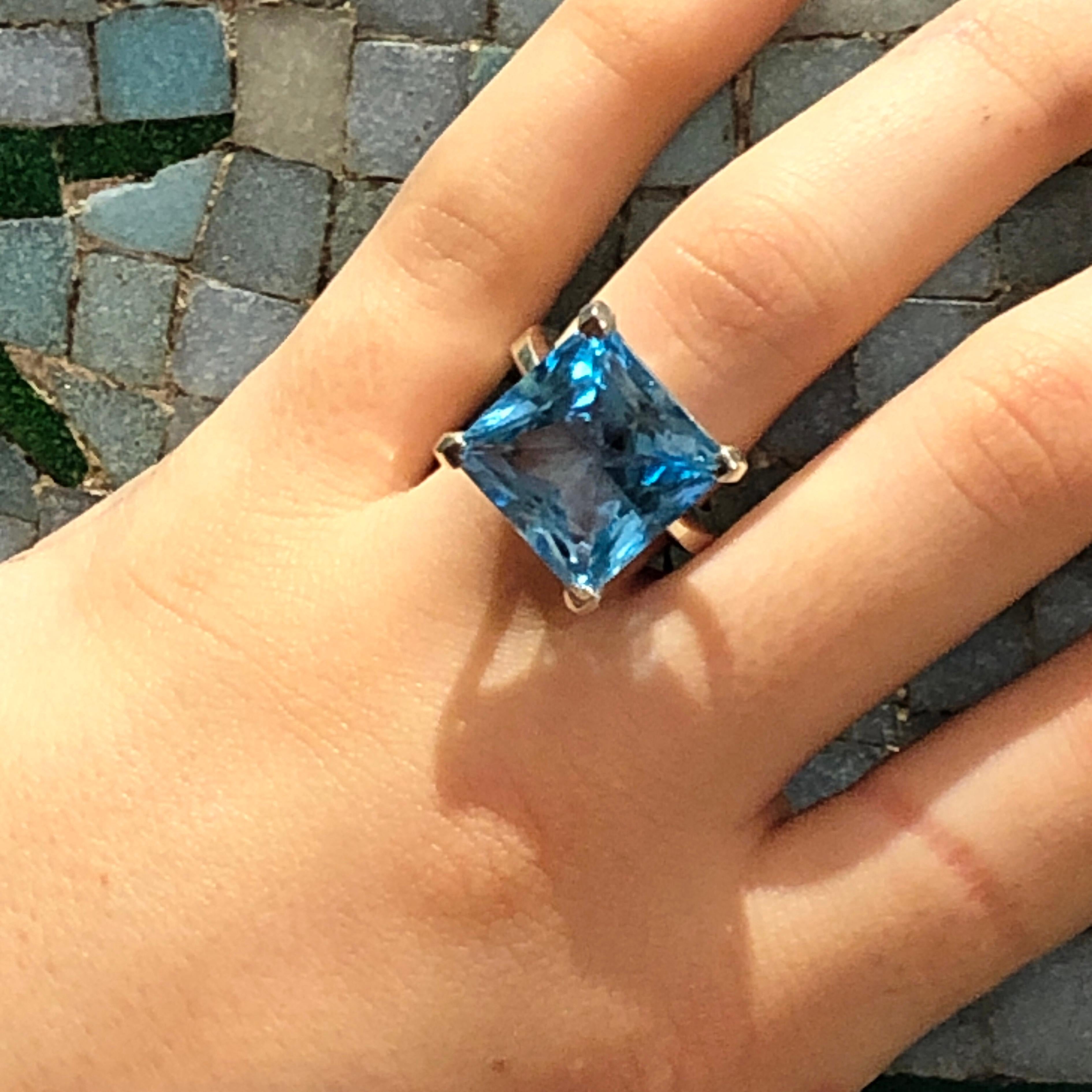 19.47 Karat Princess Cut Natural Light Blue Topaz Cocktail Ring For Sale 8
