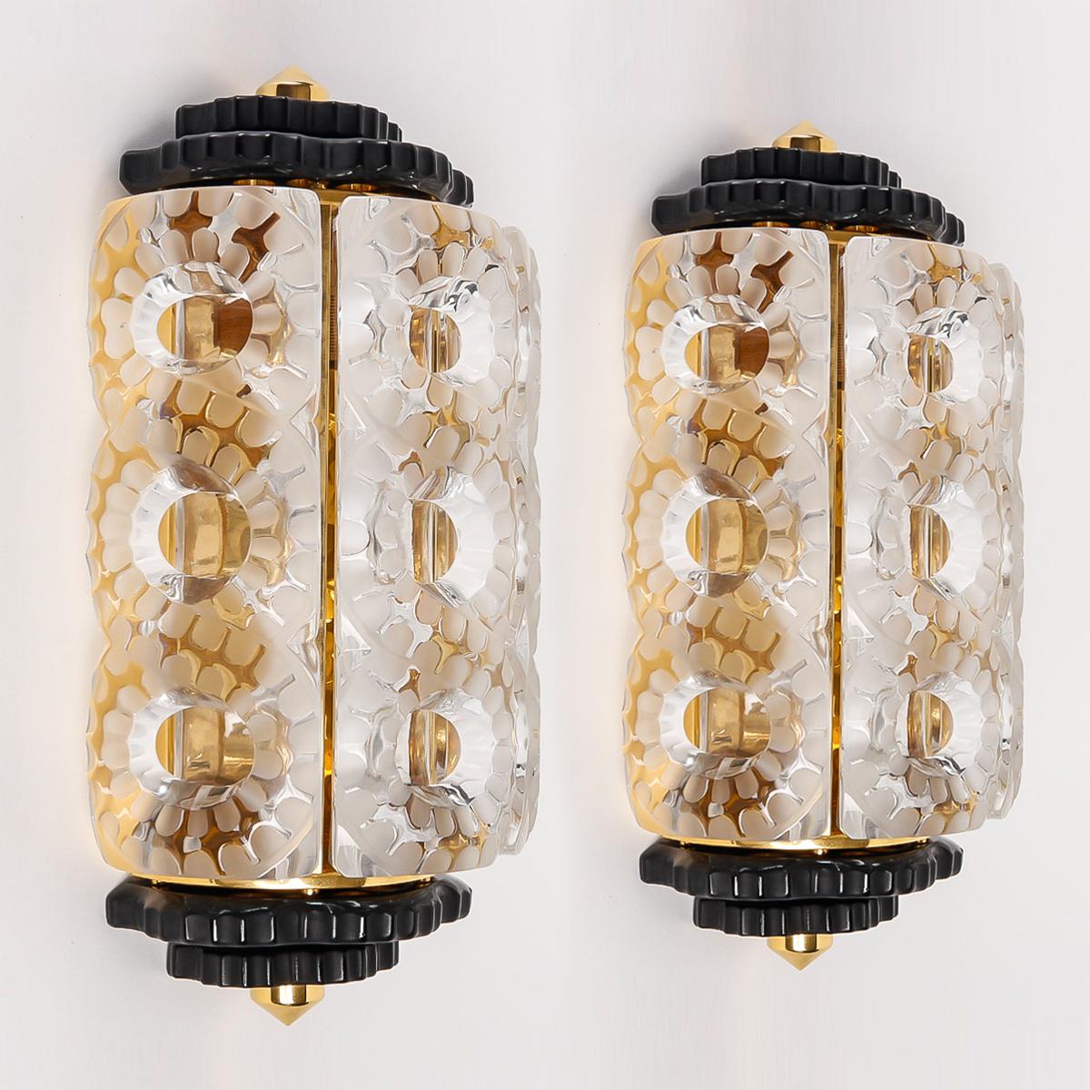 French 1947 Lalique France - Pair Of Sconces Wall Lights Seville Crystal - Golden Mount