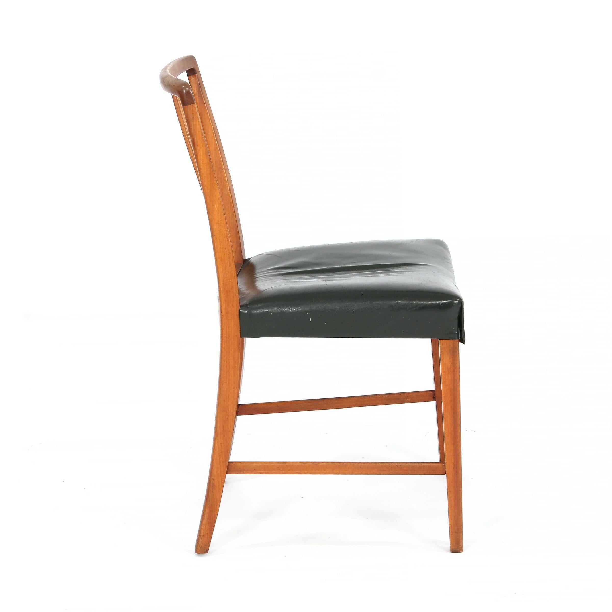Scandinavian Modern 1947 Peder Pedersen, Set of 6 Solid Wood Dining Chairs, Black Leather Upholstery For Sale
