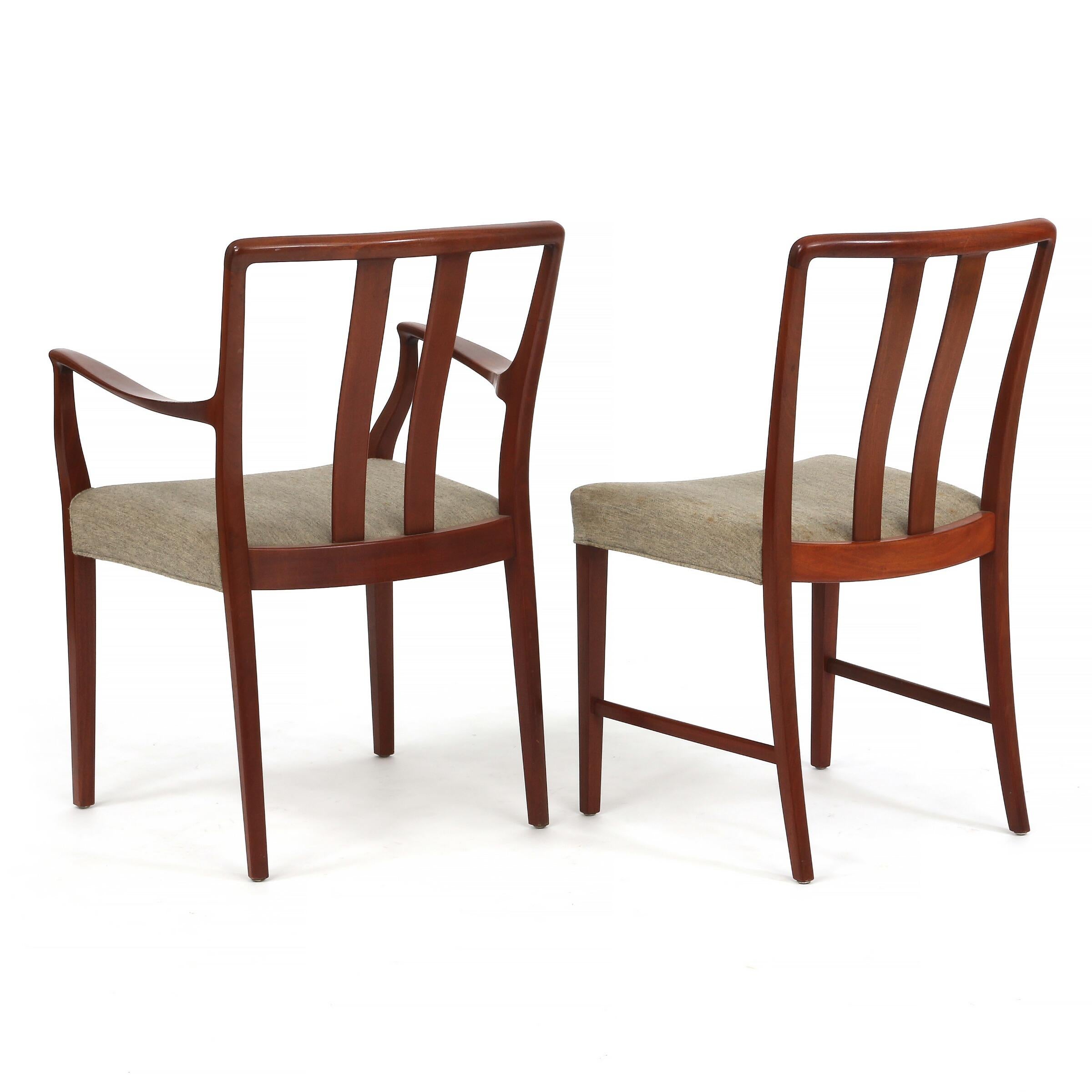 Scandinavo moderno 1947 Peder Pedersen, Set di 6 sedie da pranzo in legno massiccio, imbottite in Wood Light in vendita