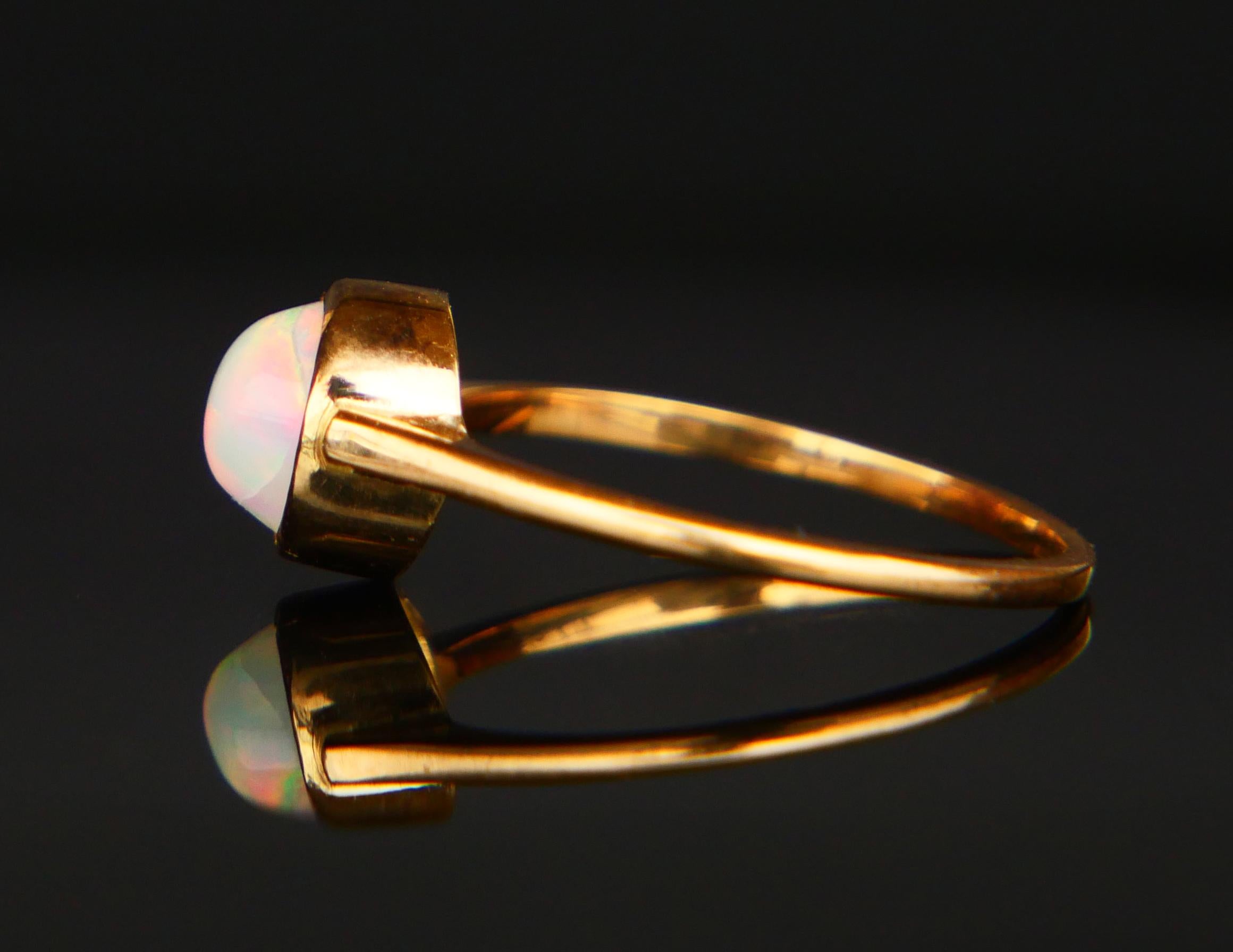 Women's 1947 Ring natural 1.25ct Opal solid 18K Gold ØUS6 / 1.75gr For Sale