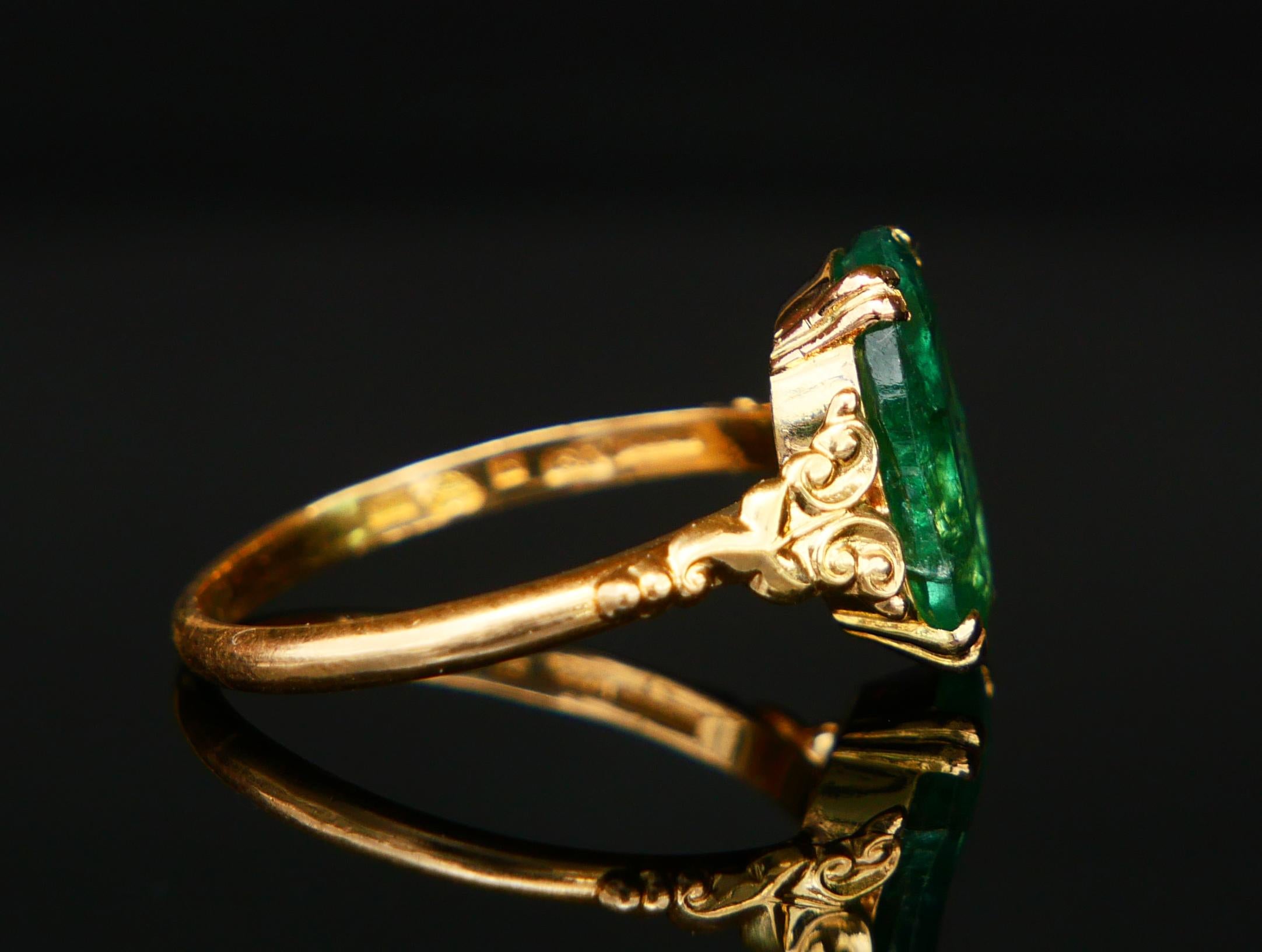 1947 Ring natürlicher 5ct Smaragd massiv 18K Gold Ø US7.75 / 2.8 gr (Ovalschliff) im Angebot