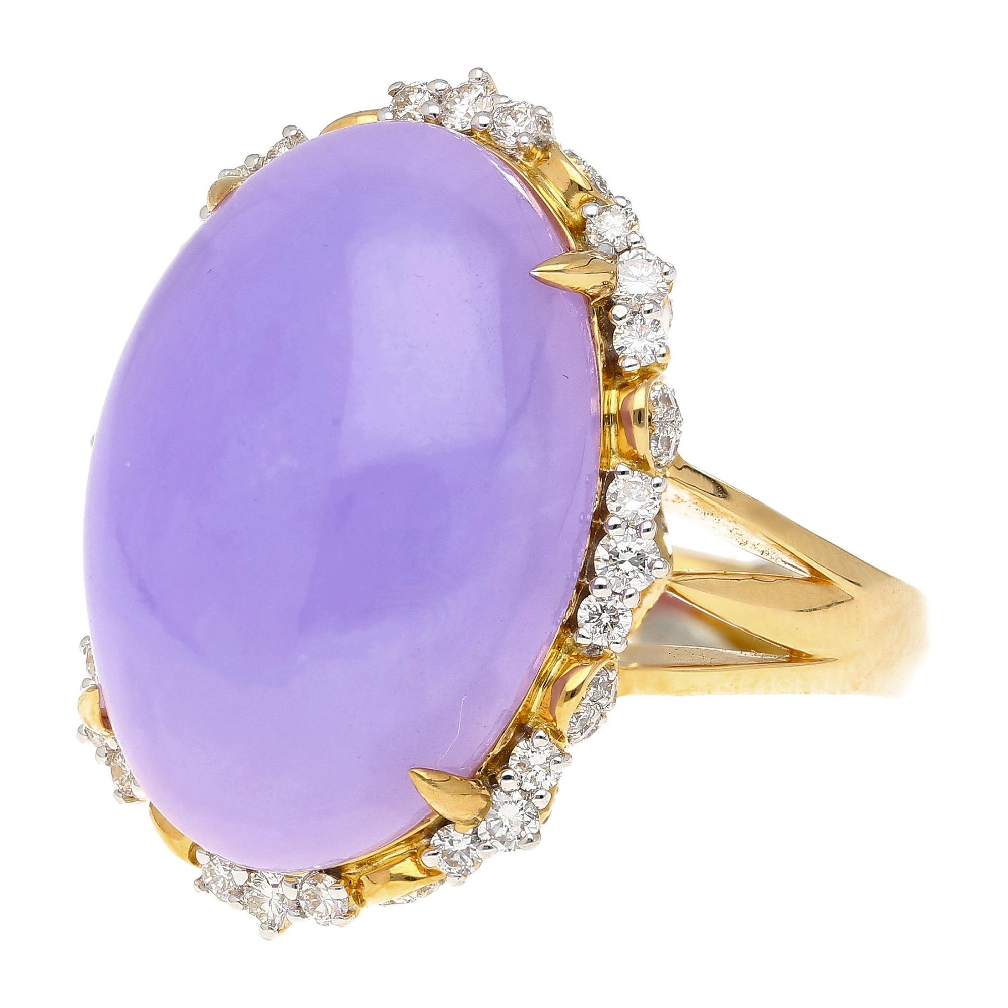 Anillo de cóctel de jadeíta lavanda ovalada y diamantes de 19,48 quilates en Nuevo estado para la venta en Miami, FL