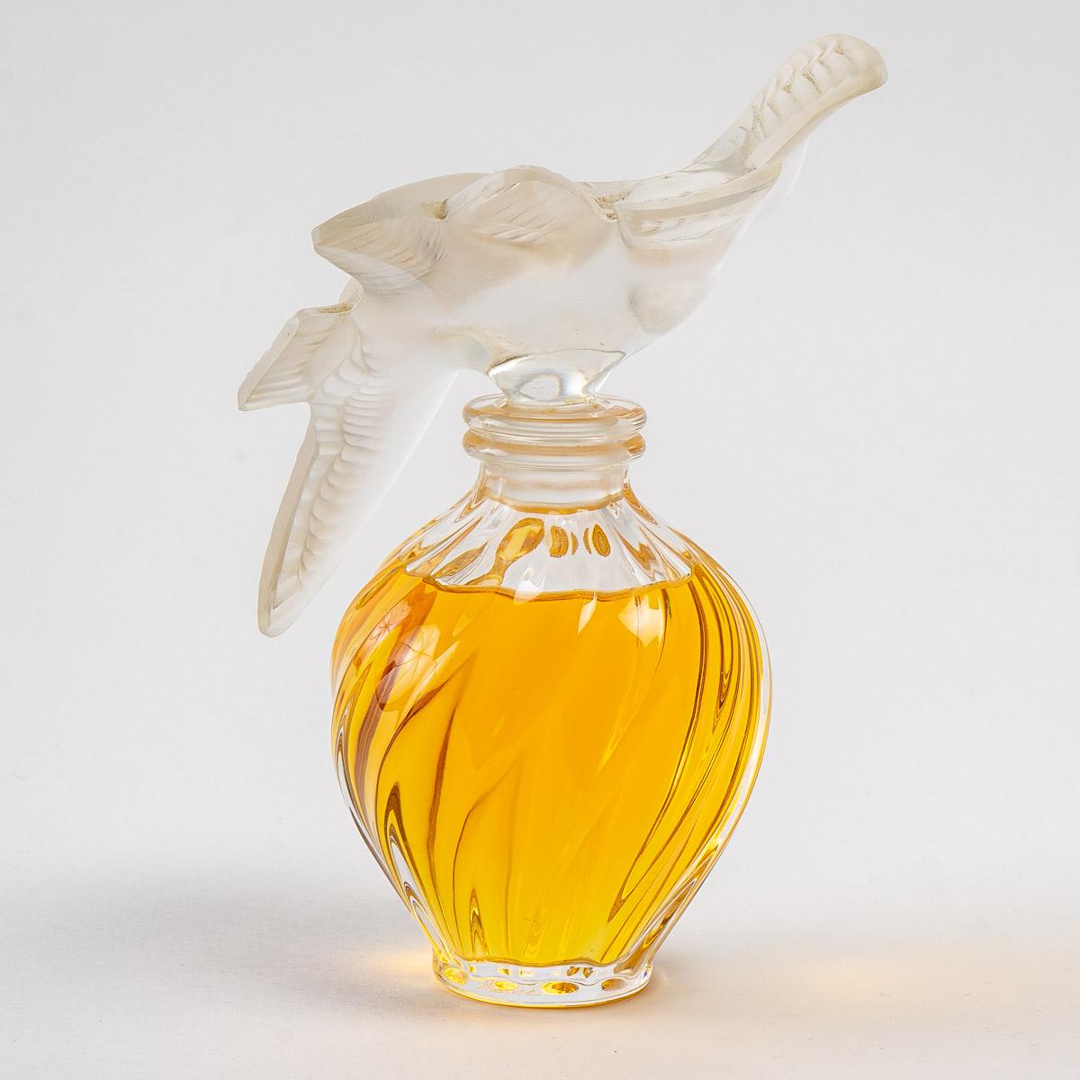 lalique perfume bottle