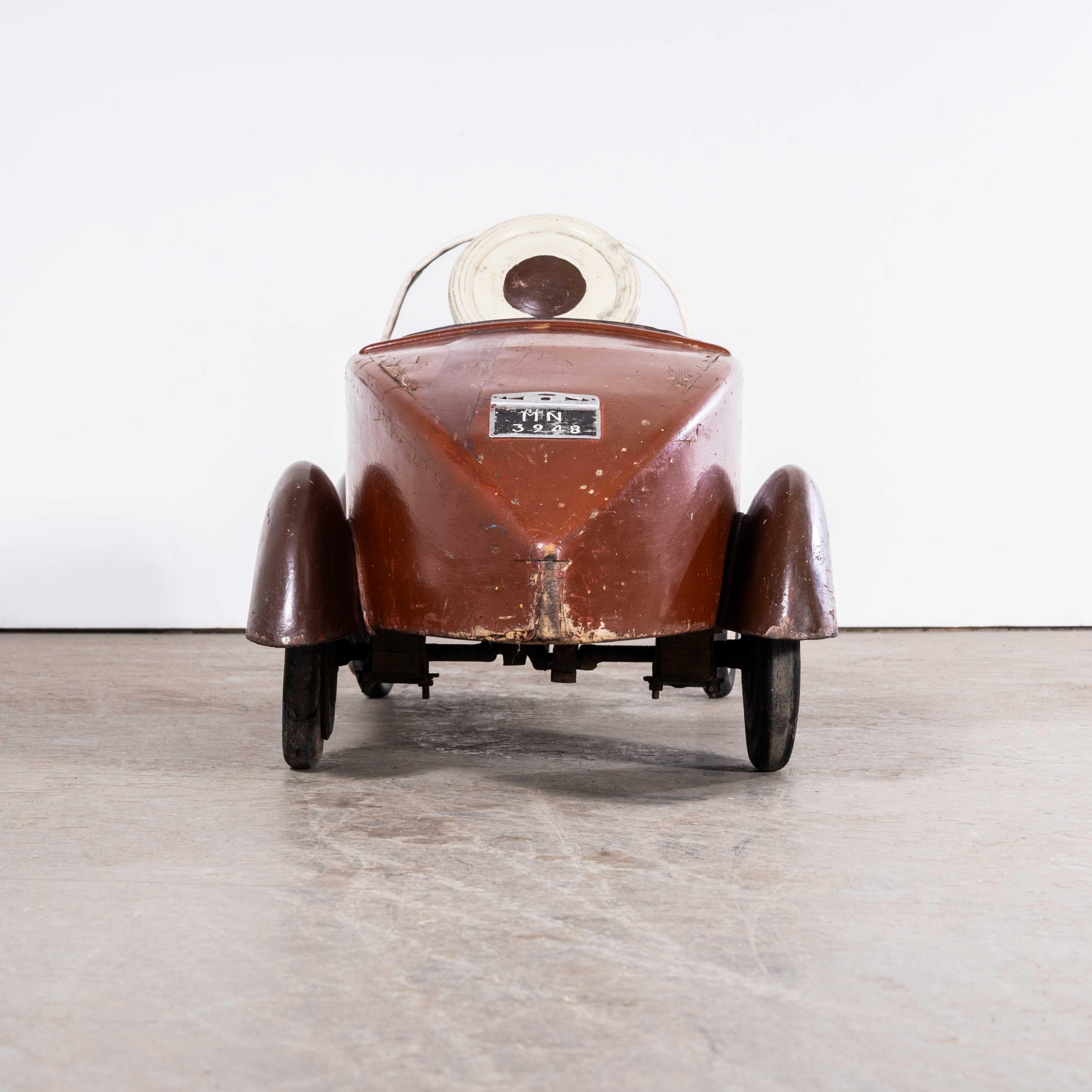 Bois Chariot pédal italien original construit à la main, 1948 en vente