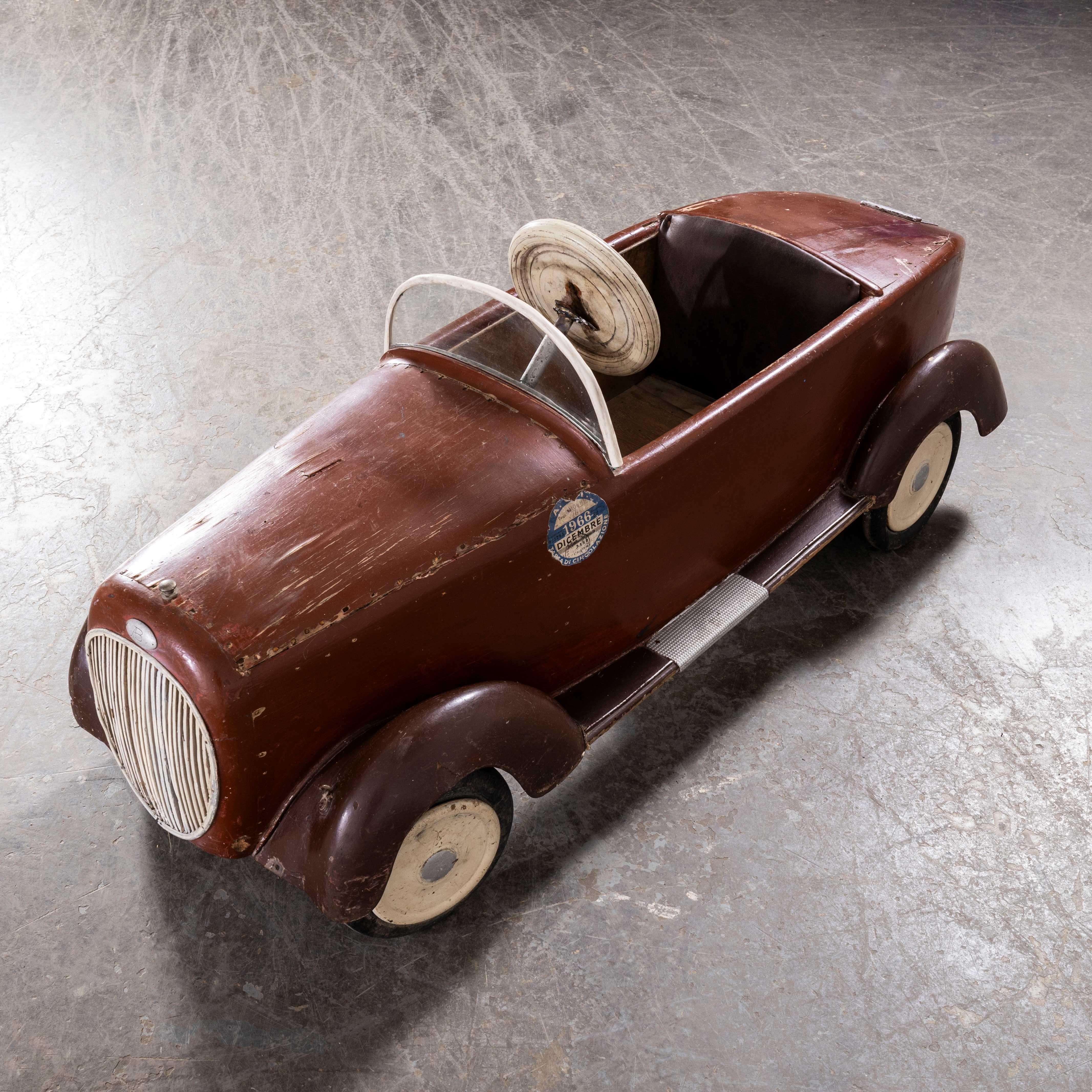 Wood 1948 Original Italian Hand Built Pedal Car For Sale