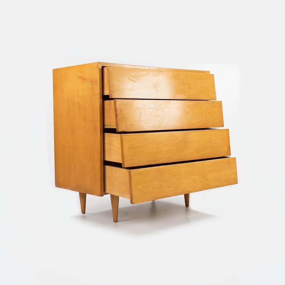 Mid-20th Century 1948 Pair of Florence Knoll Associates No. 126 Louvered Dressers/Chests in Maple For Sale