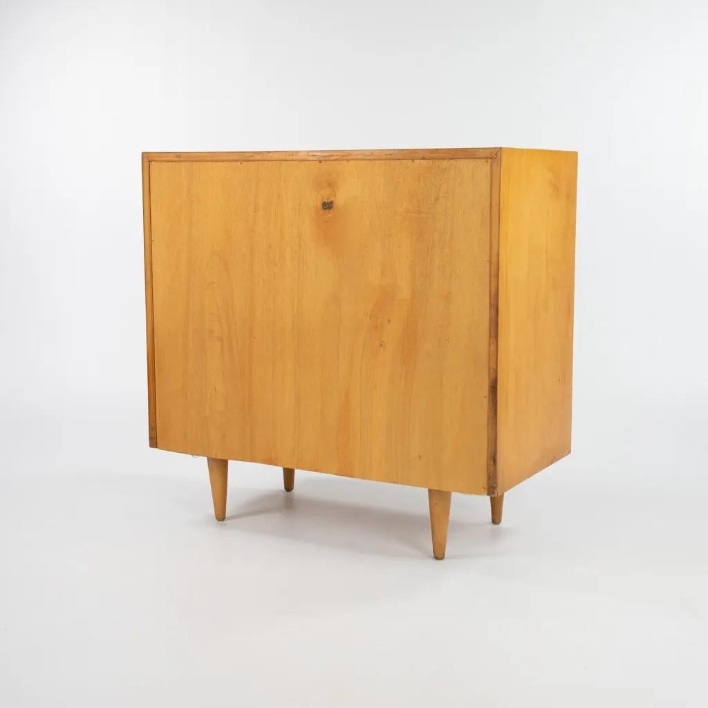 1948 Pair of Florence Knoll Associates No. 126 Louvered Dressers/Chests in Maple For Sale 2
