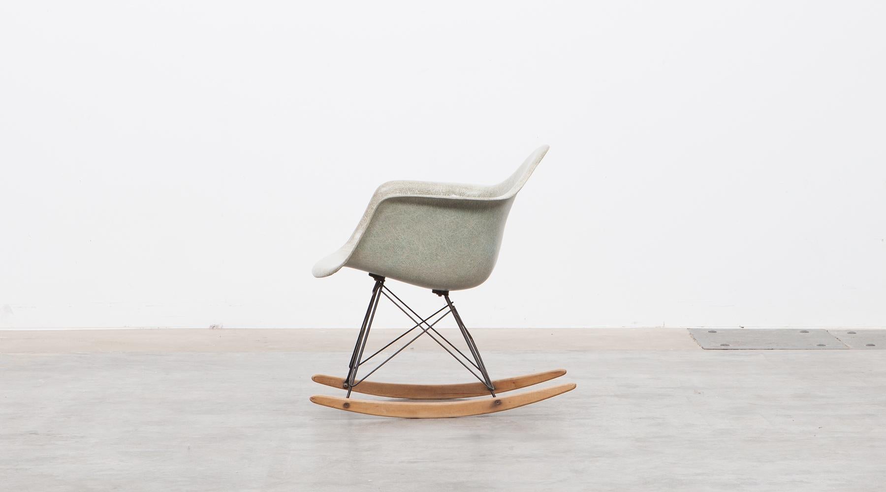 eames fiberglass rocking chair