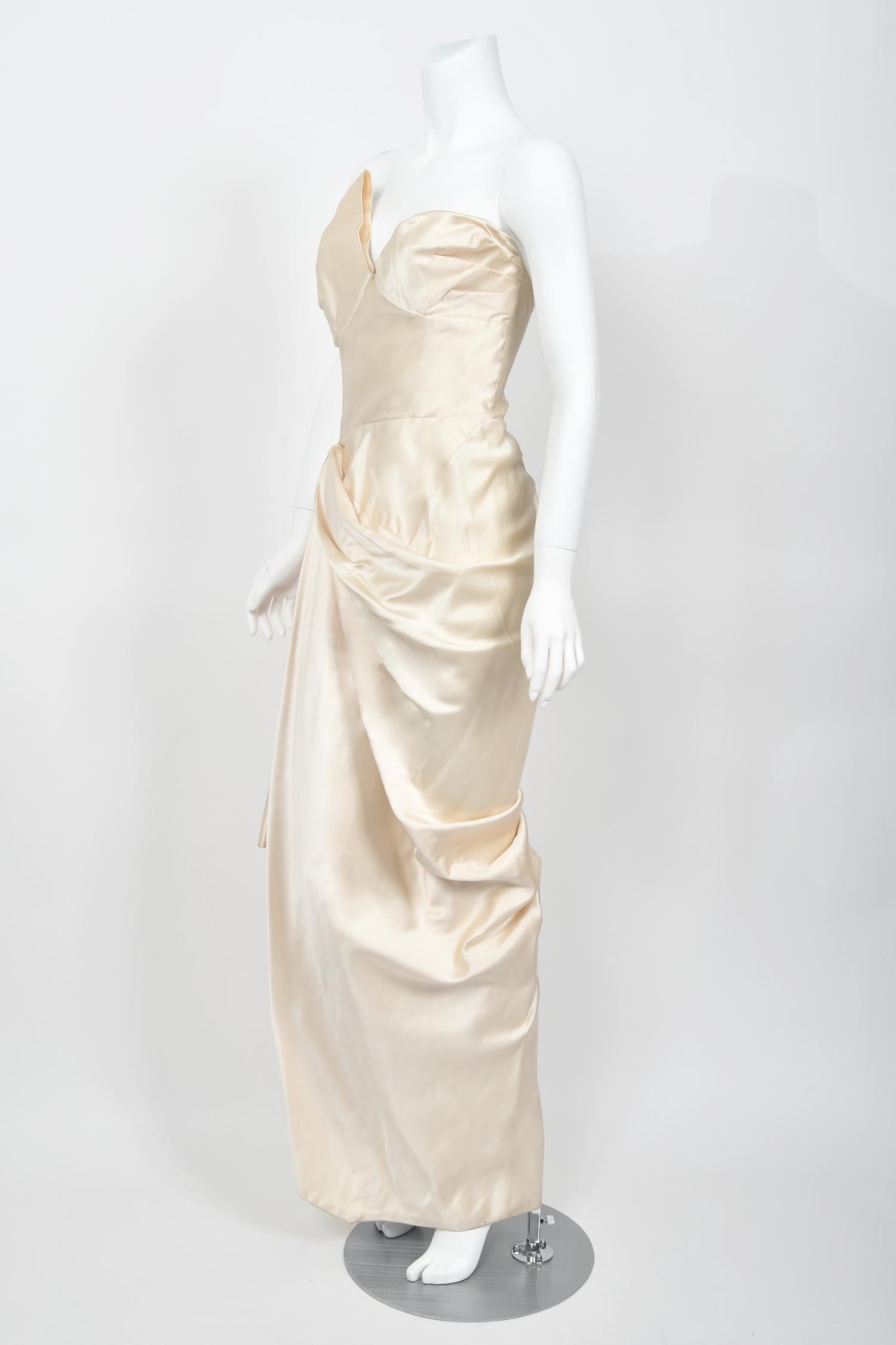 1949 Jeanne Lanvin Haute Couture Ivory Silk Satin Strapless Draped Bridal Gown  For Sale 7