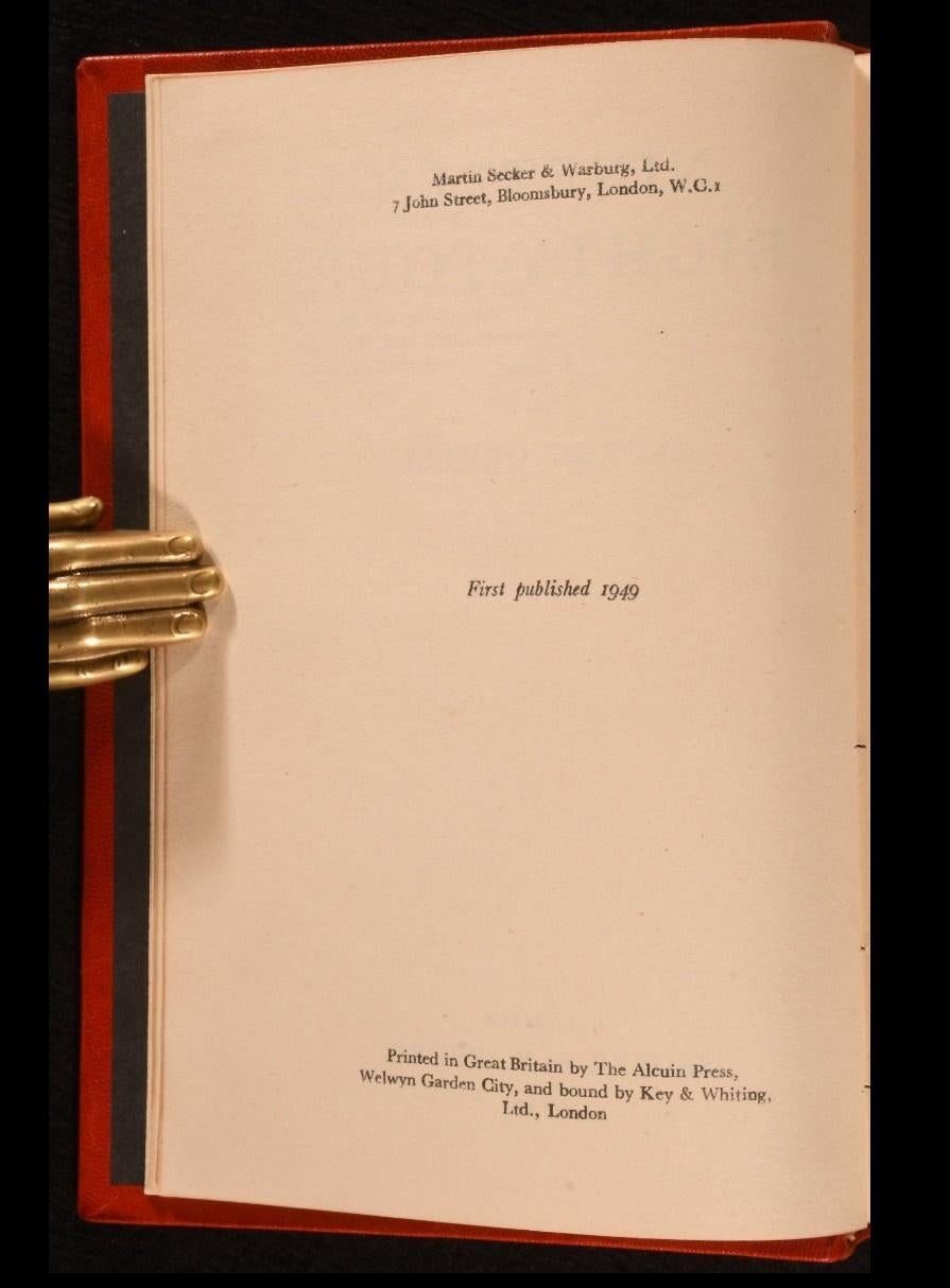 Milieu du XXe siècle 1949 Nineteen Eighty-Four en vente