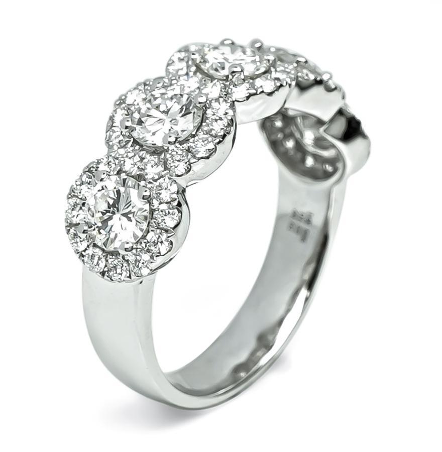 Round Cut 1.94ct Diamond Gold Ring For Sale