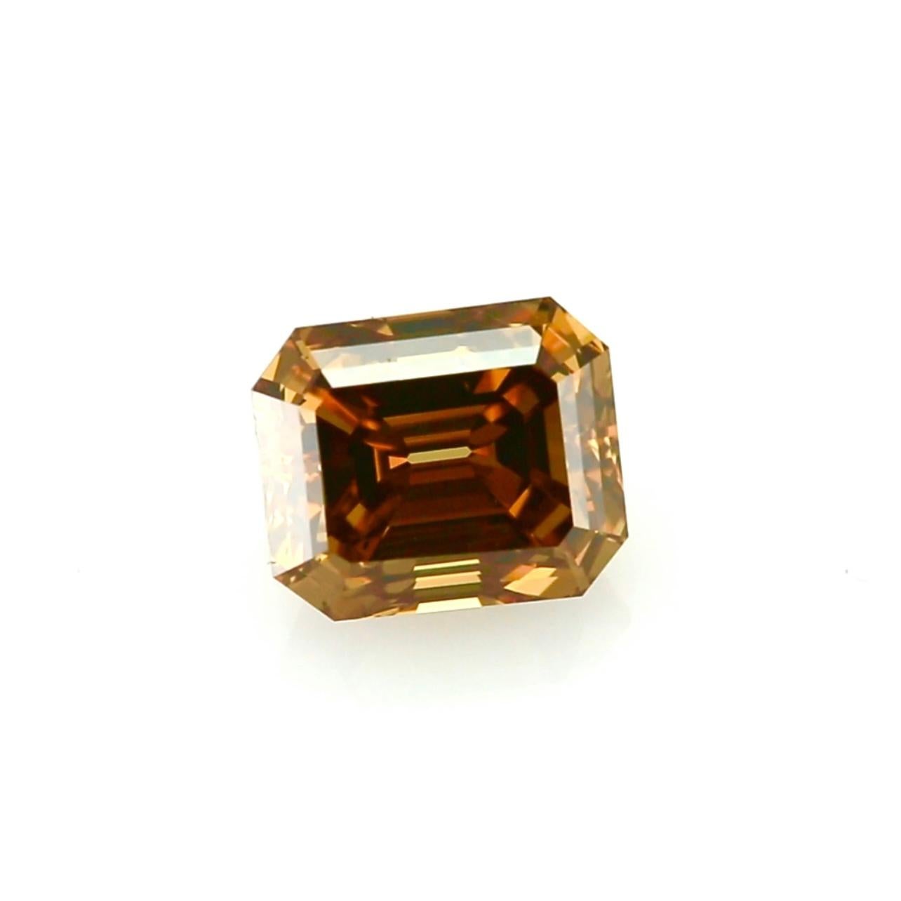 Taglio smeraldo Diamante antico da 1,95 carati con taglio smeraldo Fancy Deep Brown-Orange (certificato GIA) in vendita