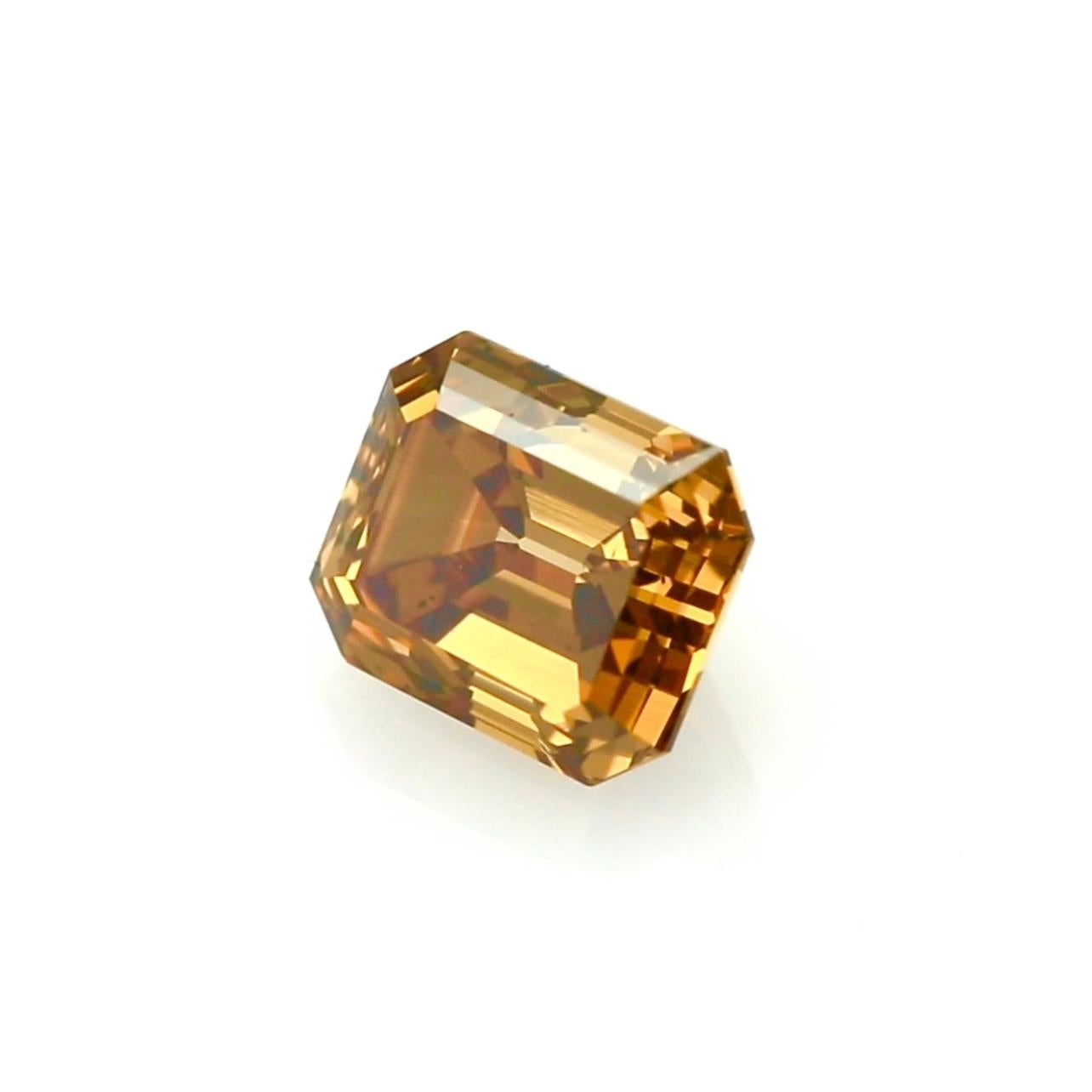 Diamante antico da 1,95 carati con taglio smeraldo Fancy Deep Brown-Orange (certificato GIA) in vendita 1