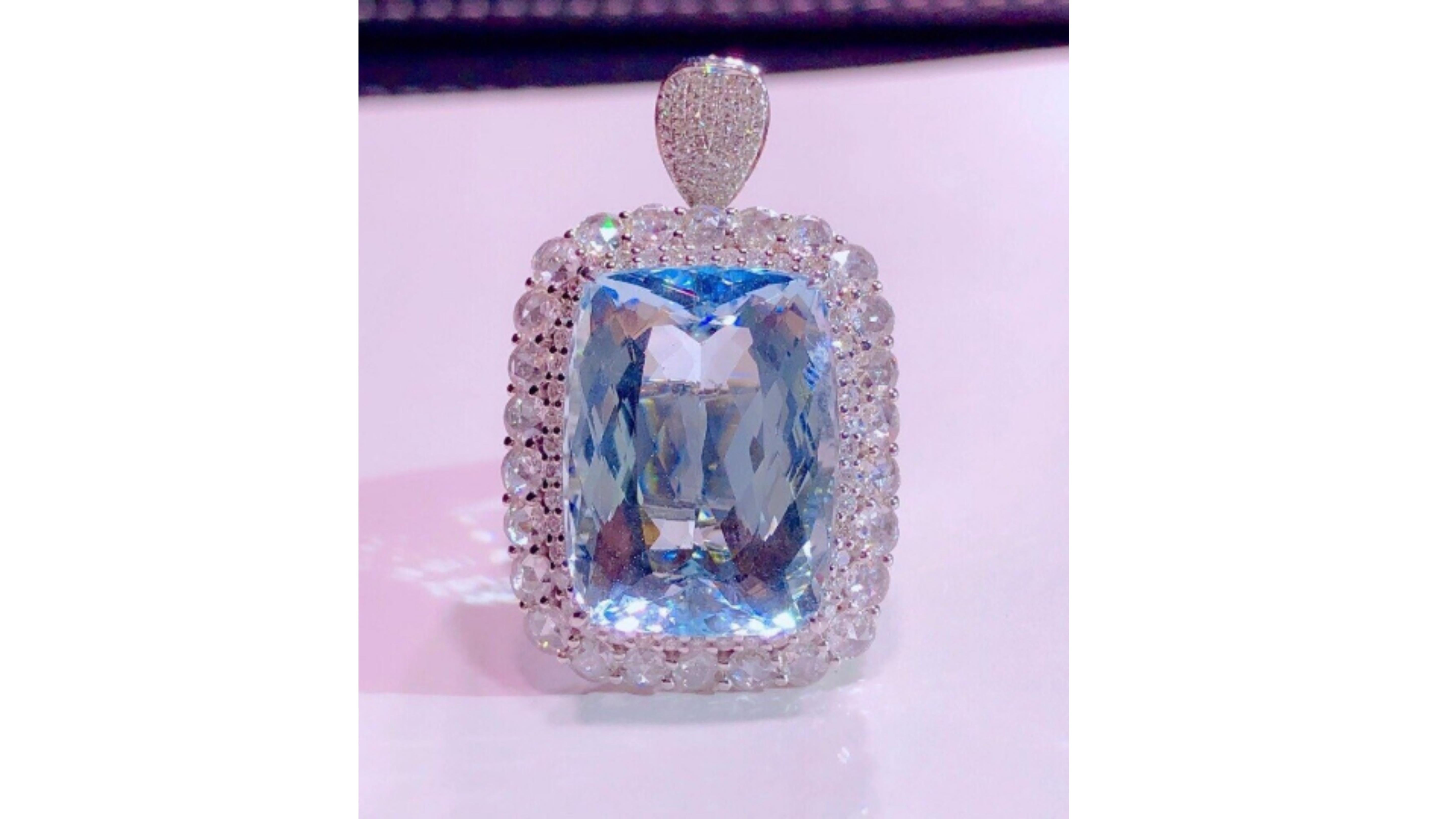 Contemporary 19.5 Carat Aquamarine Diamond Ring Duel Use as Pendant 18 Karat White Gold For Sale