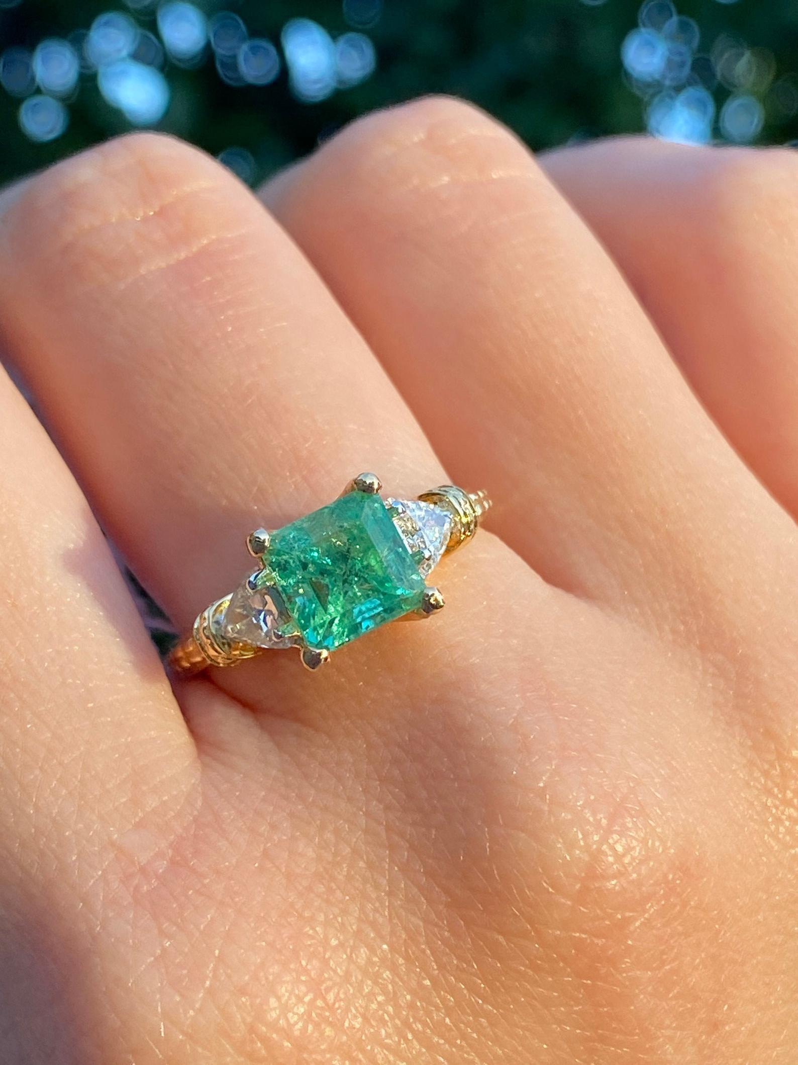 Retro 1.95 Carat Colombian Emerald and Diamond 18 Karat Gold Engagement Ring