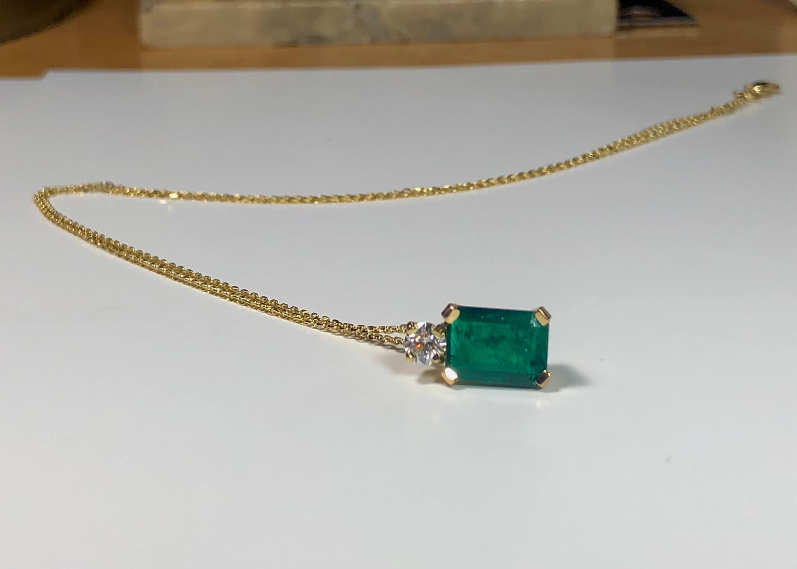 1.95 Vivid Green Colombian Emerald and Diamond Pendant Necklace 18K For Sale 1