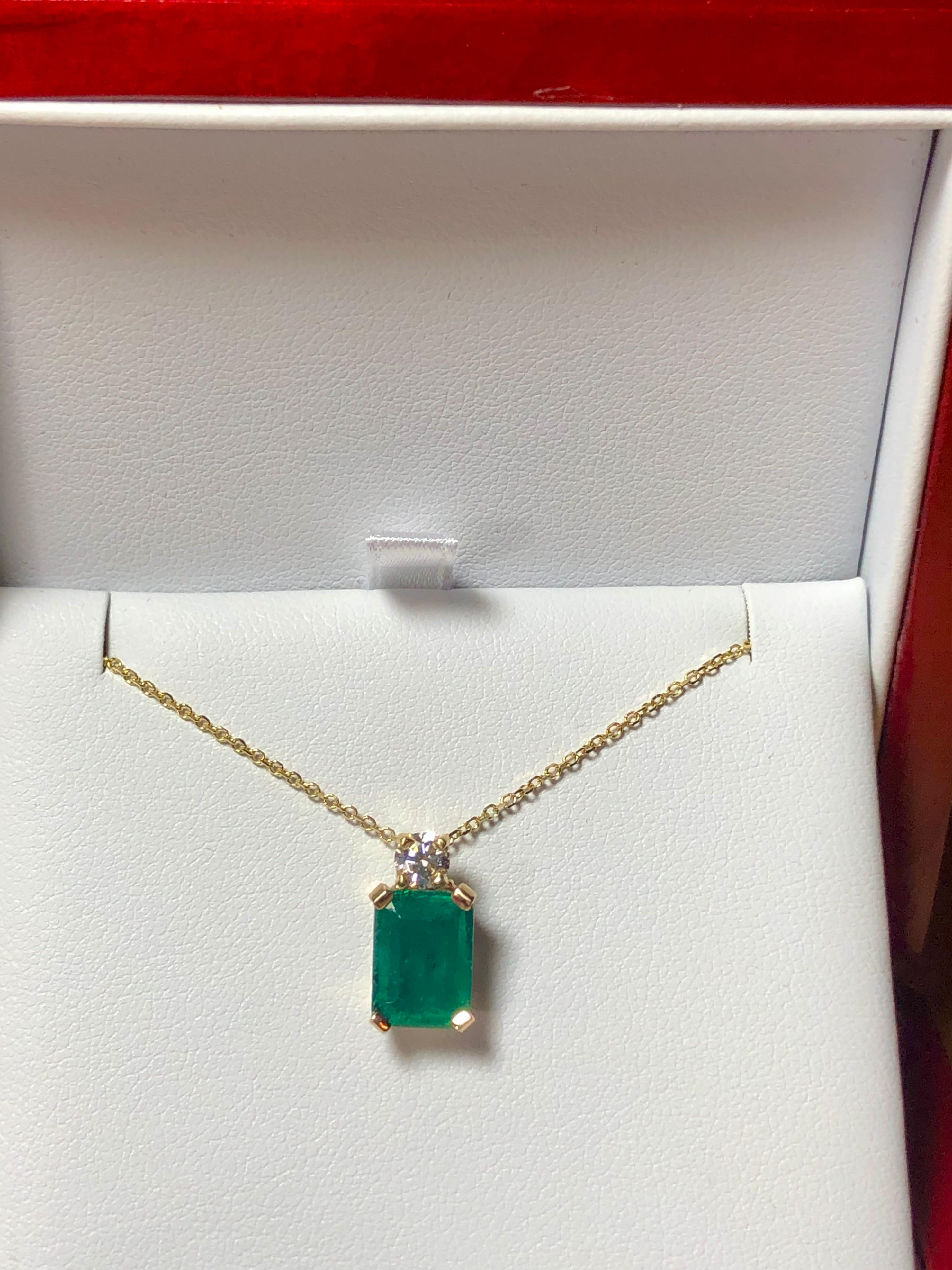 1.95 Vivid Green Colombian Emerald and Diamond Pendant Necklace 18K For Sale 3