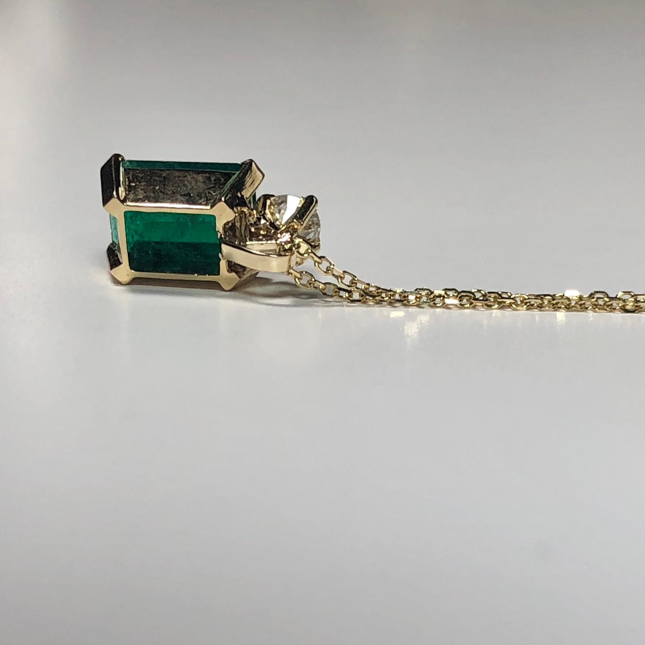 1.95 Vivid Green Colombian Emerald and Diamond Pendant Necklace 18K For Sale 5
