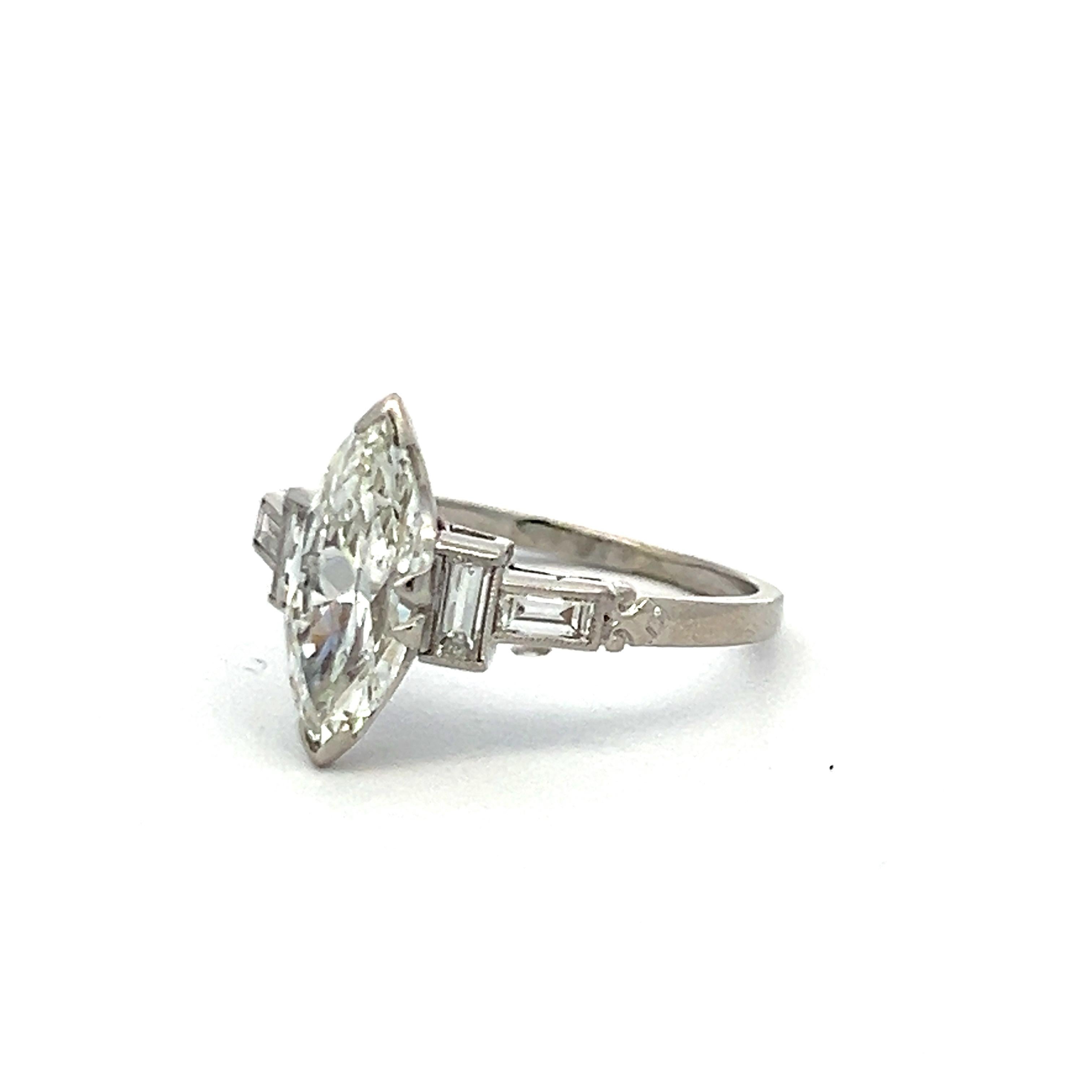 1.95 Carat Marquis Shape and Baguette Diamond Platinum Engagement Ring In Good Condition For Sale In New York, NY