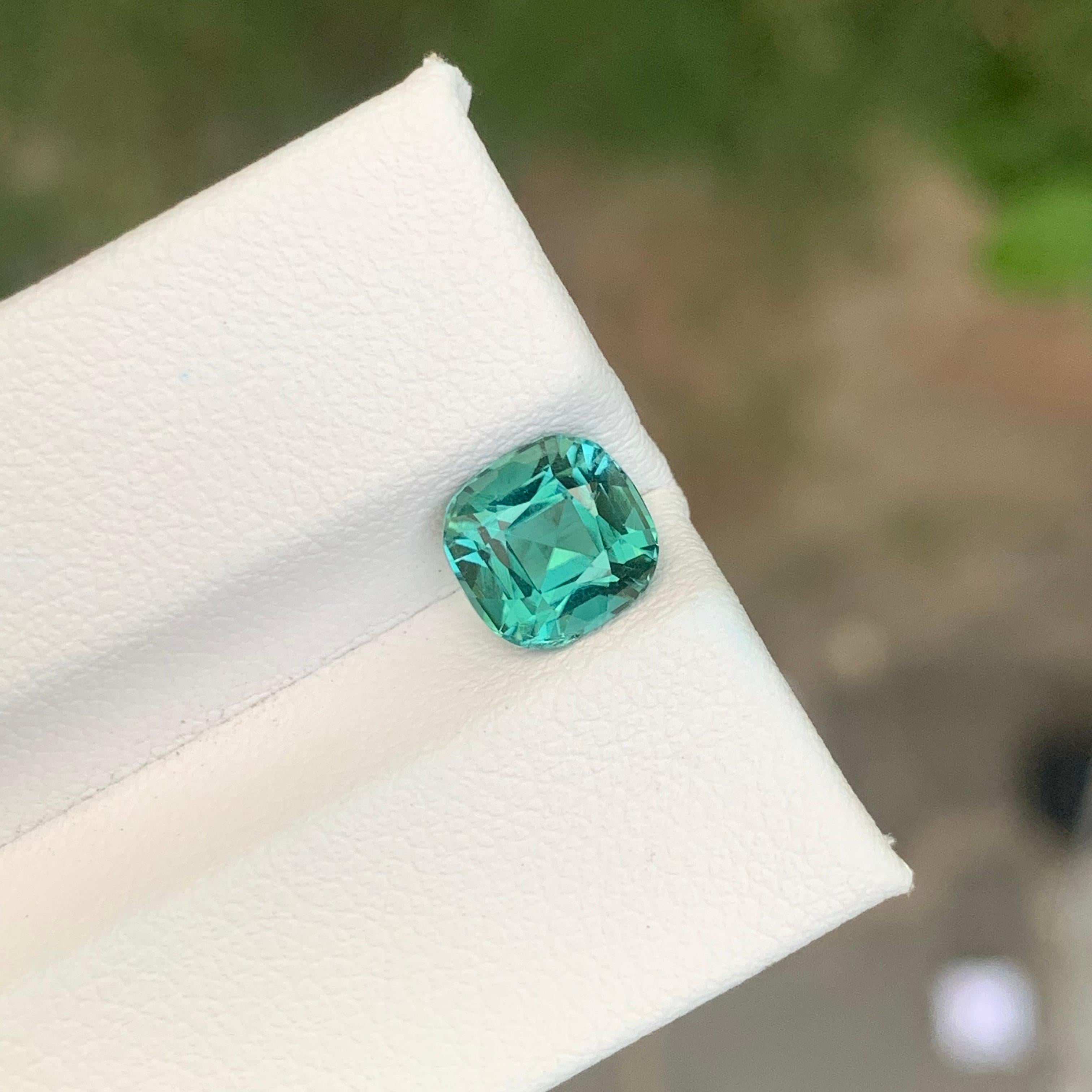 da uomo o donna 1.95 carati di tormalina blu-verde naturale sfusa a forma di cuscino in vendita