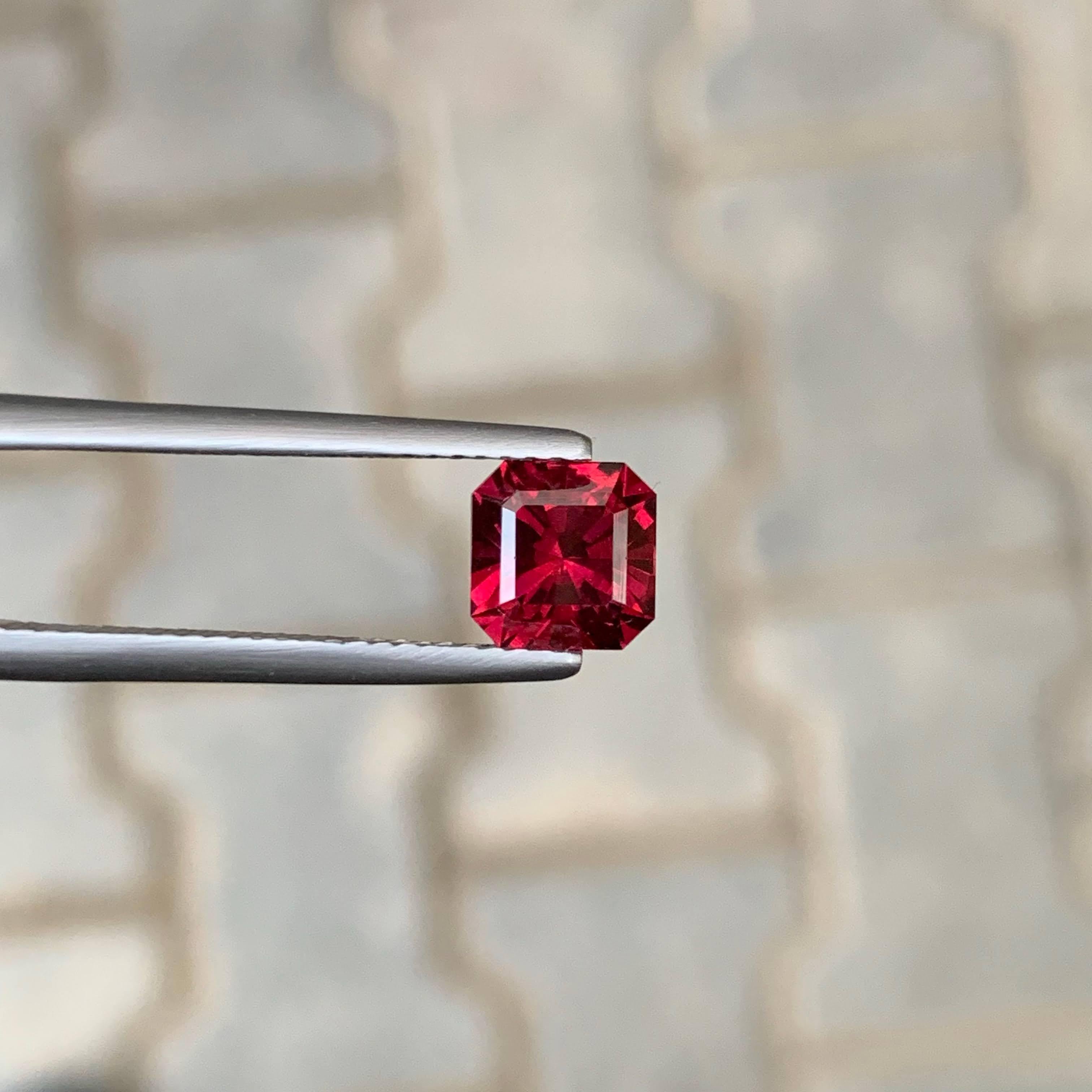 1.95 Carat Natural Loose Bright Red Garnet Stone Asscher Cut Tanzanian Gemstone For Sale 5