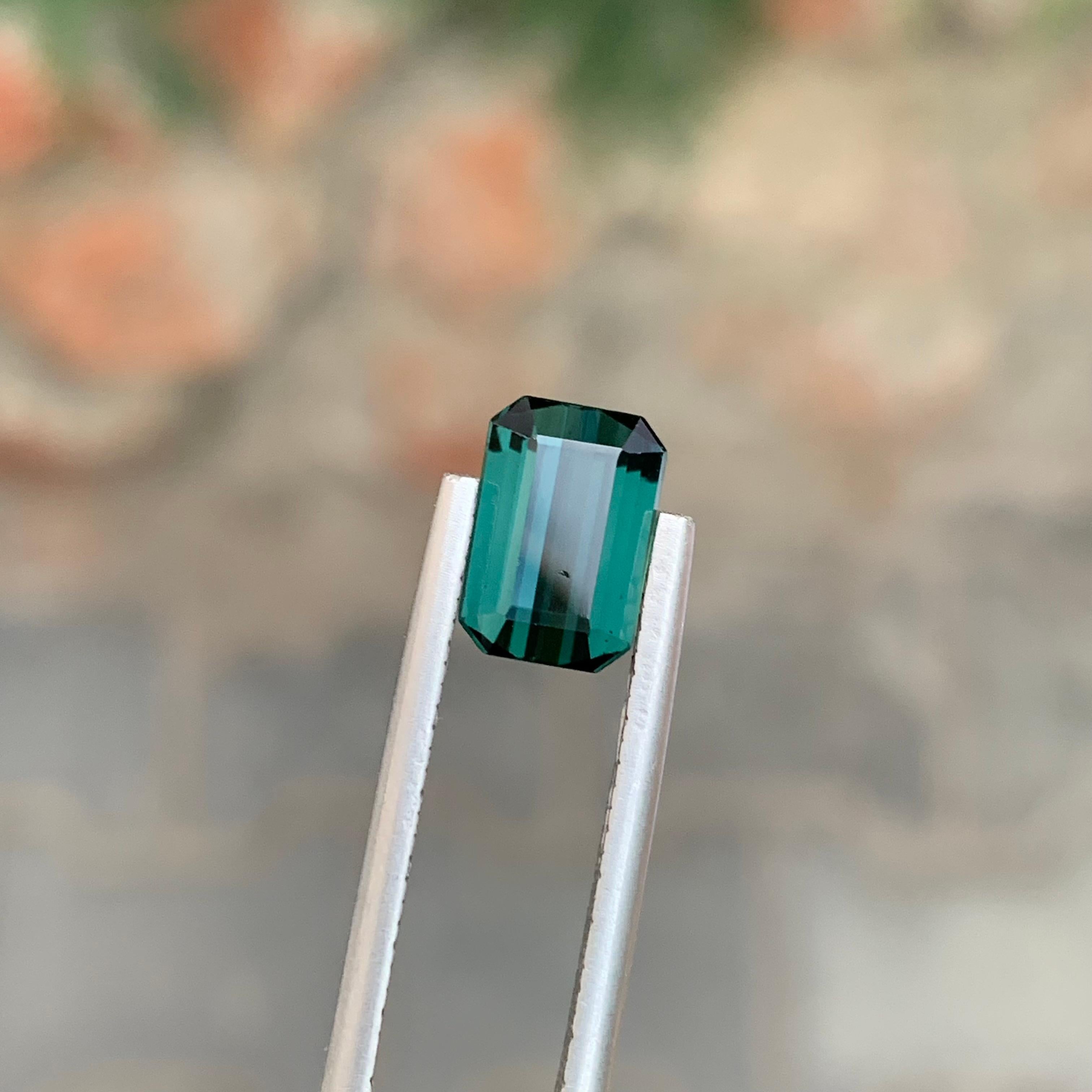 1,95 Karat Natürlicher loser Deep Lagoon Turmalin Smaragd Form Edelstein für Damen oder Herren im Angebot