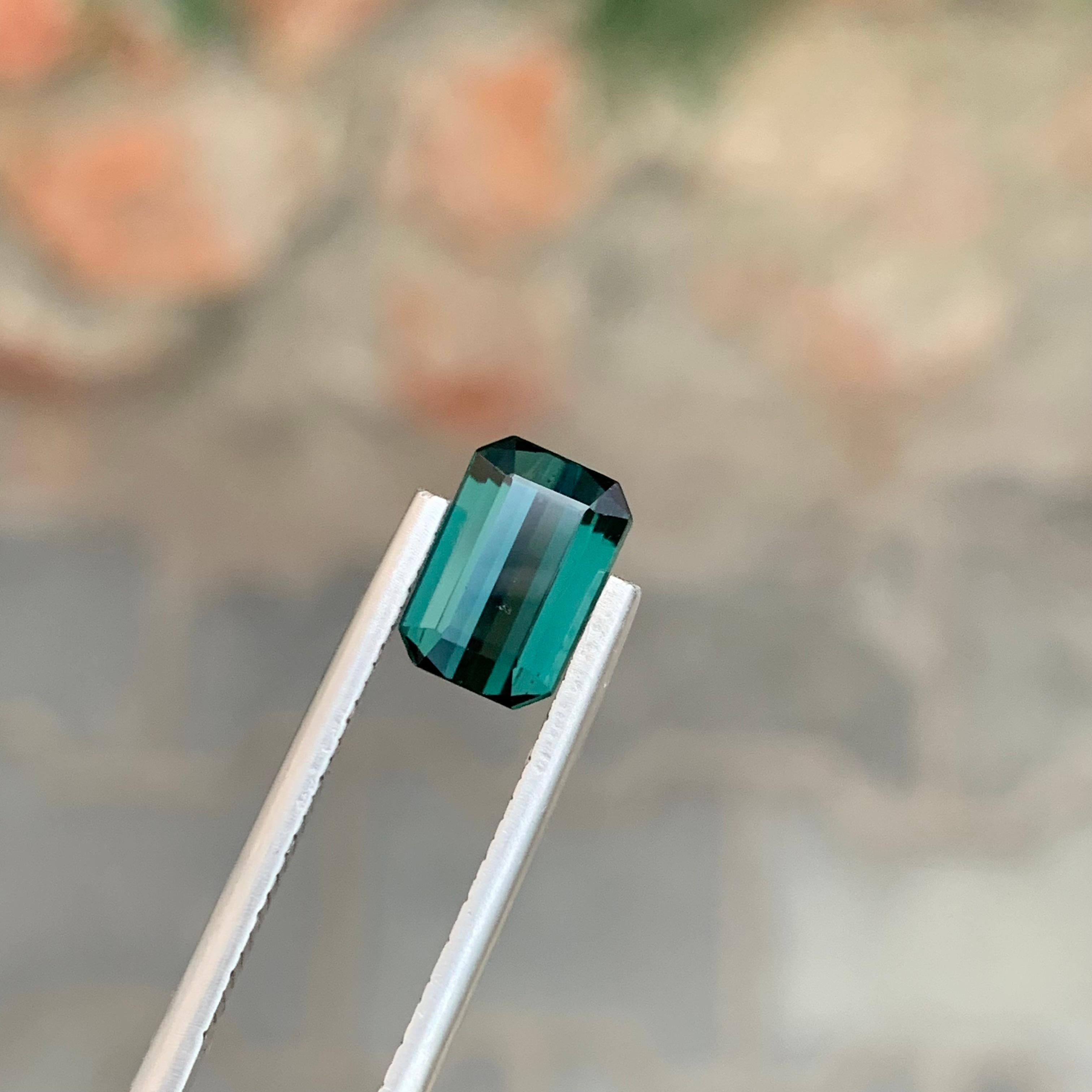 1,95 Karat Natürlicher loser Deep Lagoon Turmalin Smaragd Form Edelstein im Angebot 1