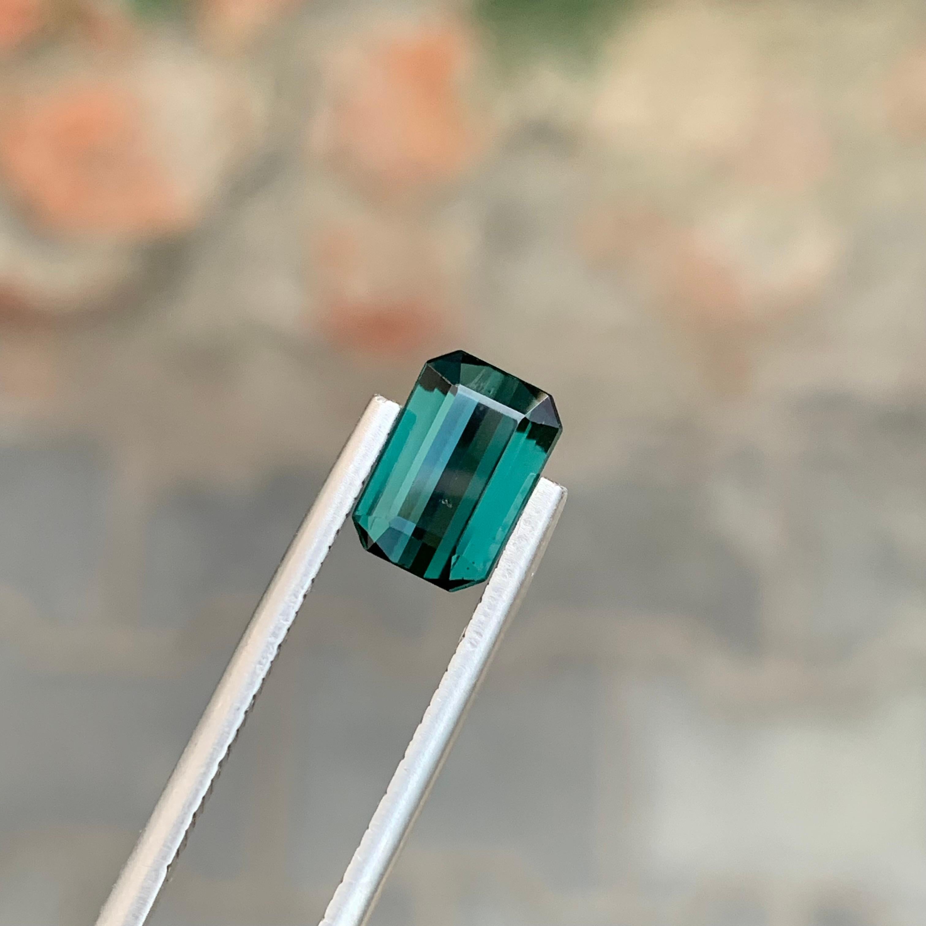 1,95 Karat Natürlicher loser Deep Lagoon Turmalin Smaragd Form Edelstein im Angebot 3