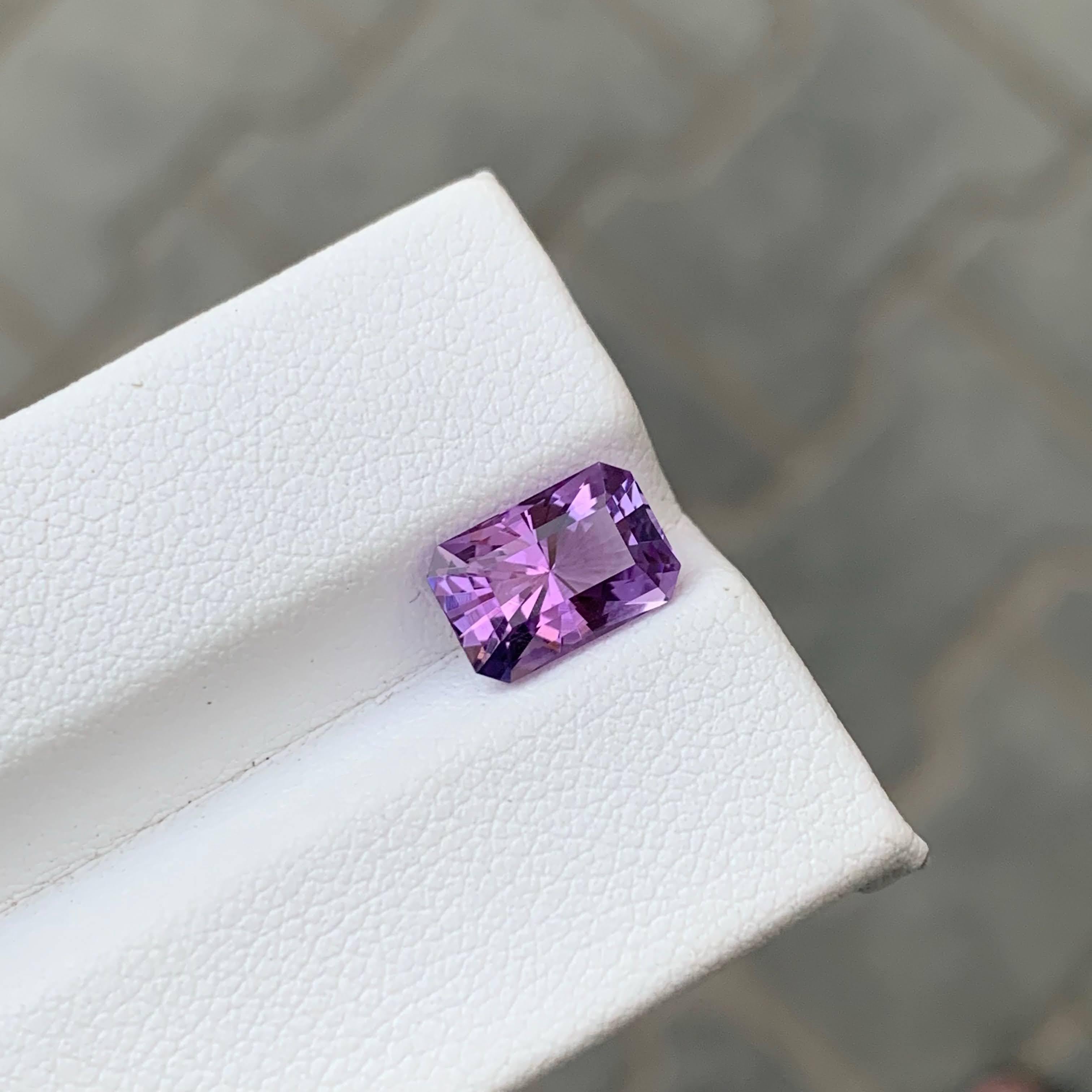 1.95 Carat Natural Loose Purple Amethyst Custom Precision Cut Brazilian Gemstone (Améthyste violette en vrac et taillée sur mesure) Neuf - En vente à Bangkok, TH