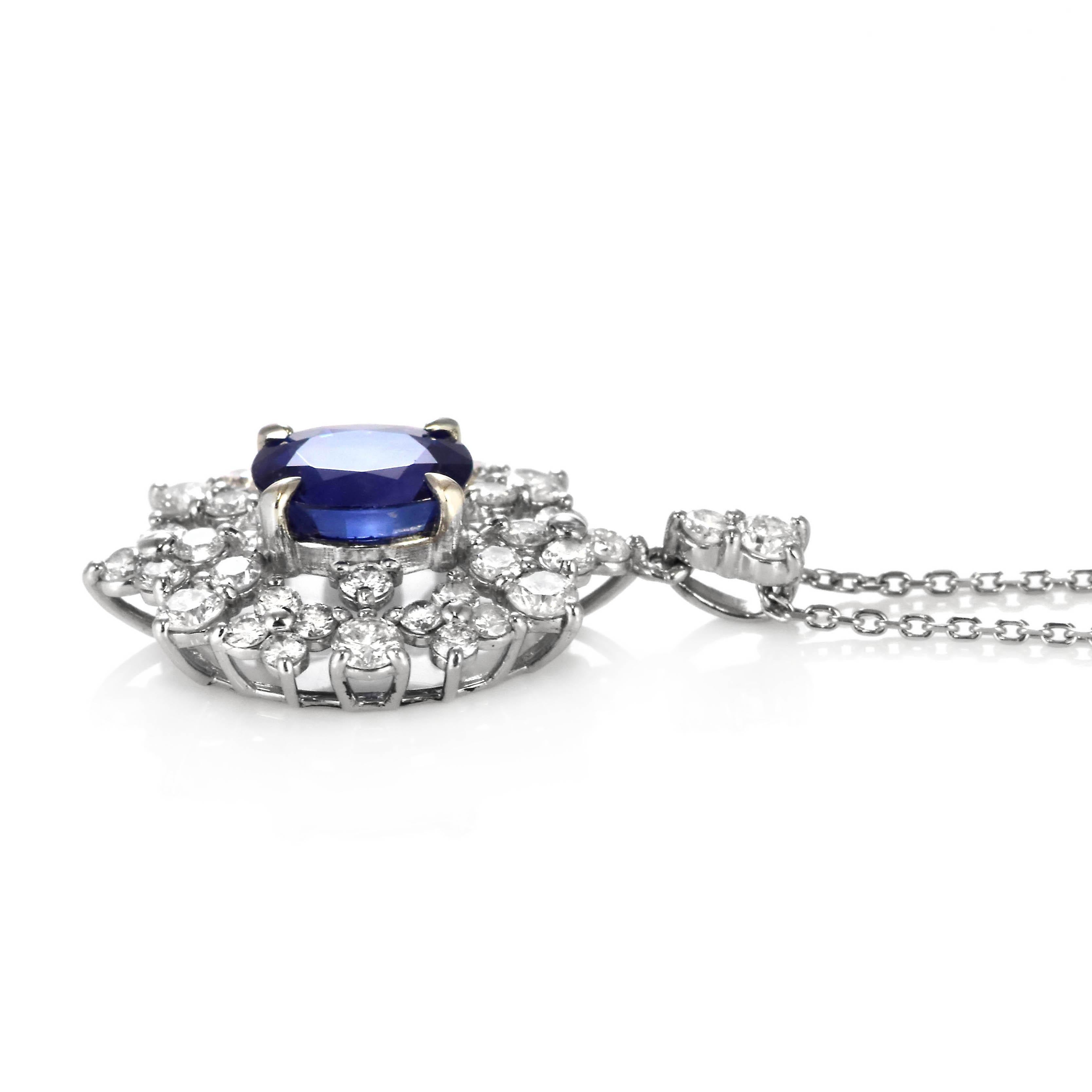 1.95 Carat Natural Royal Blue Sapphire and Diamond Pendant Made in Platinum For Sale 3