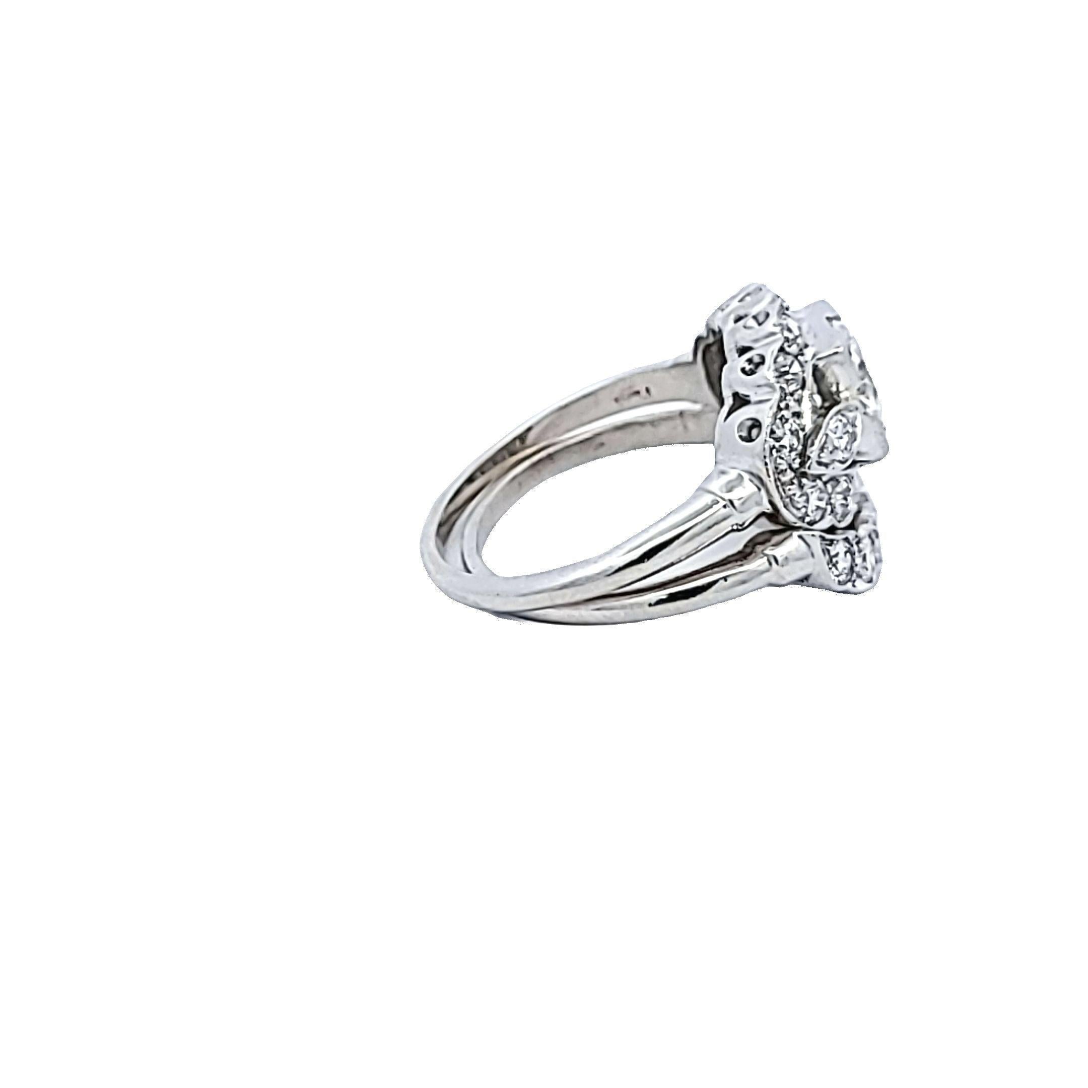 1.95 Carat Old European and Circular Brilliant Diamond Platinum Art Deco Ring In Good Condition For Sale In New York, NY