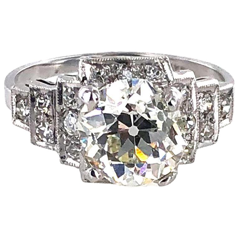 1.95 Carat Old European Cut Diamond Platinum Art Deco Engagement Ring In Good Condition In Boca Raton, FL