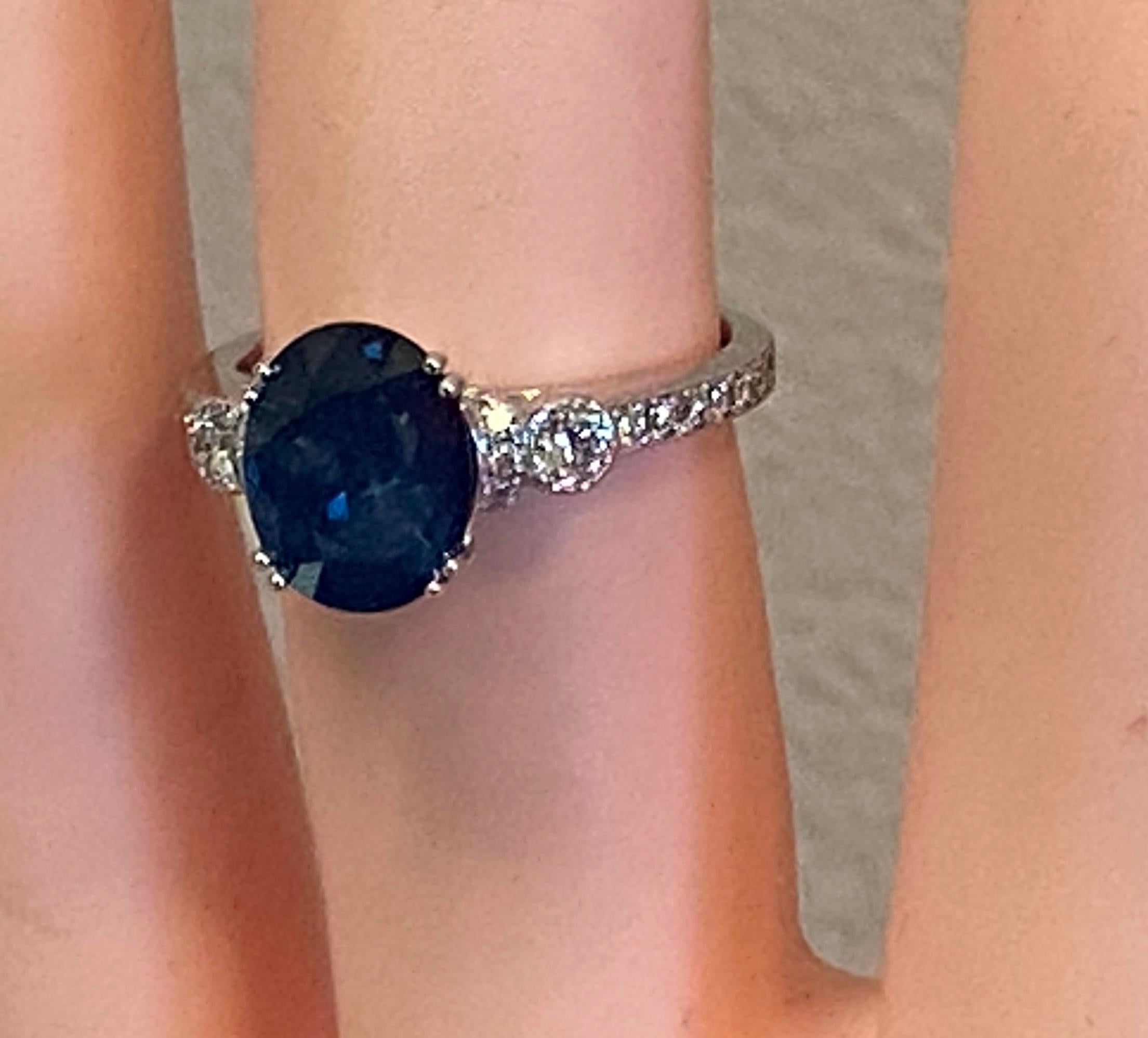 1.95 Carat Oval Blue Sapphire & Diamond Ring 3