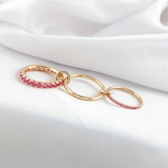 1.95 Carat Pink Sapphire Interlocking Bands Ring 18 Karat Yellow Gold Jewelry