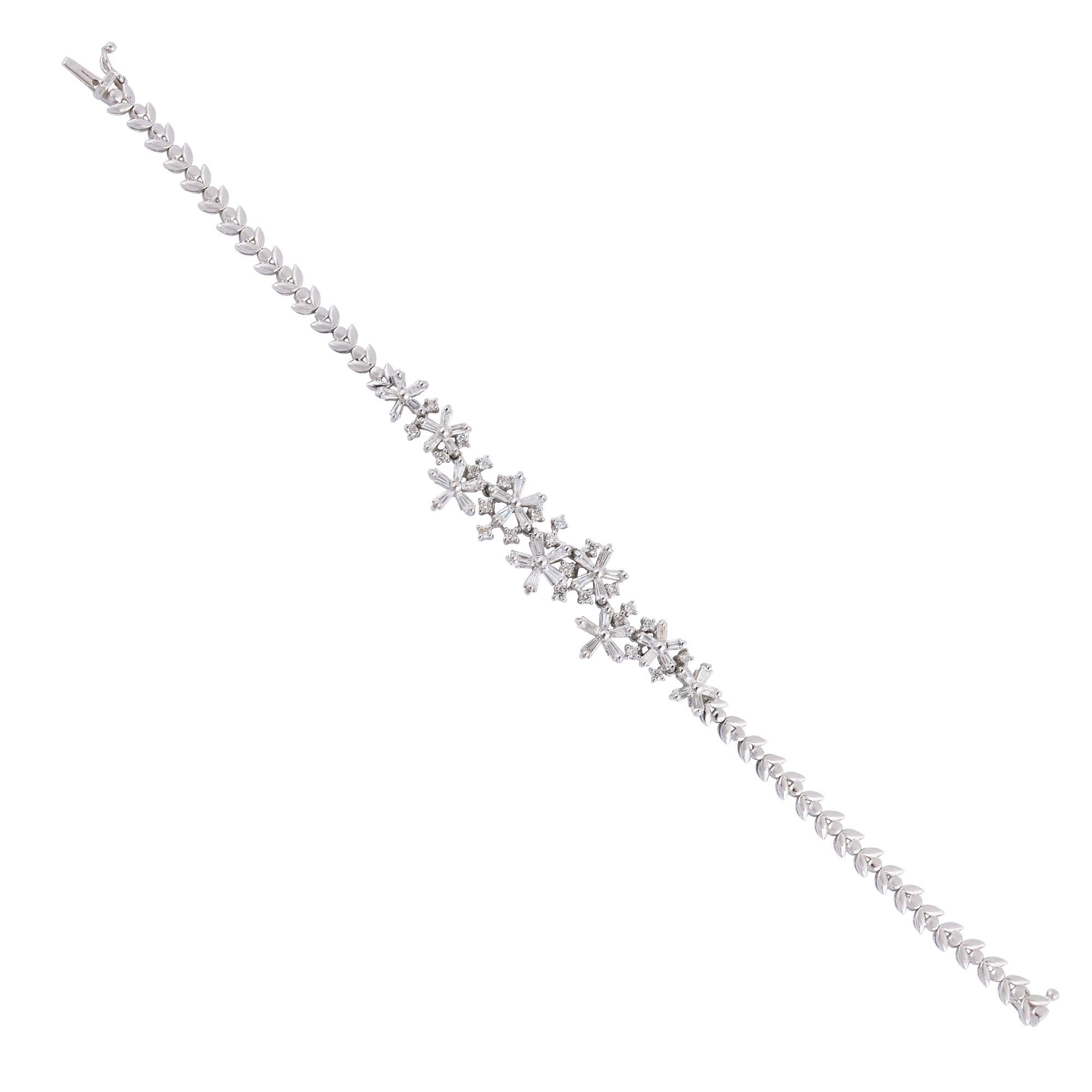 Women's 1.95 Carat SI Clarity HI Color Baguette Diamond Bracelet 14k White Gold Jewelry For Sale