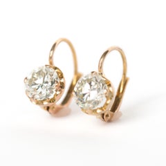 1.95 Carat Total Weight Yellow Gold Diamond Earrings