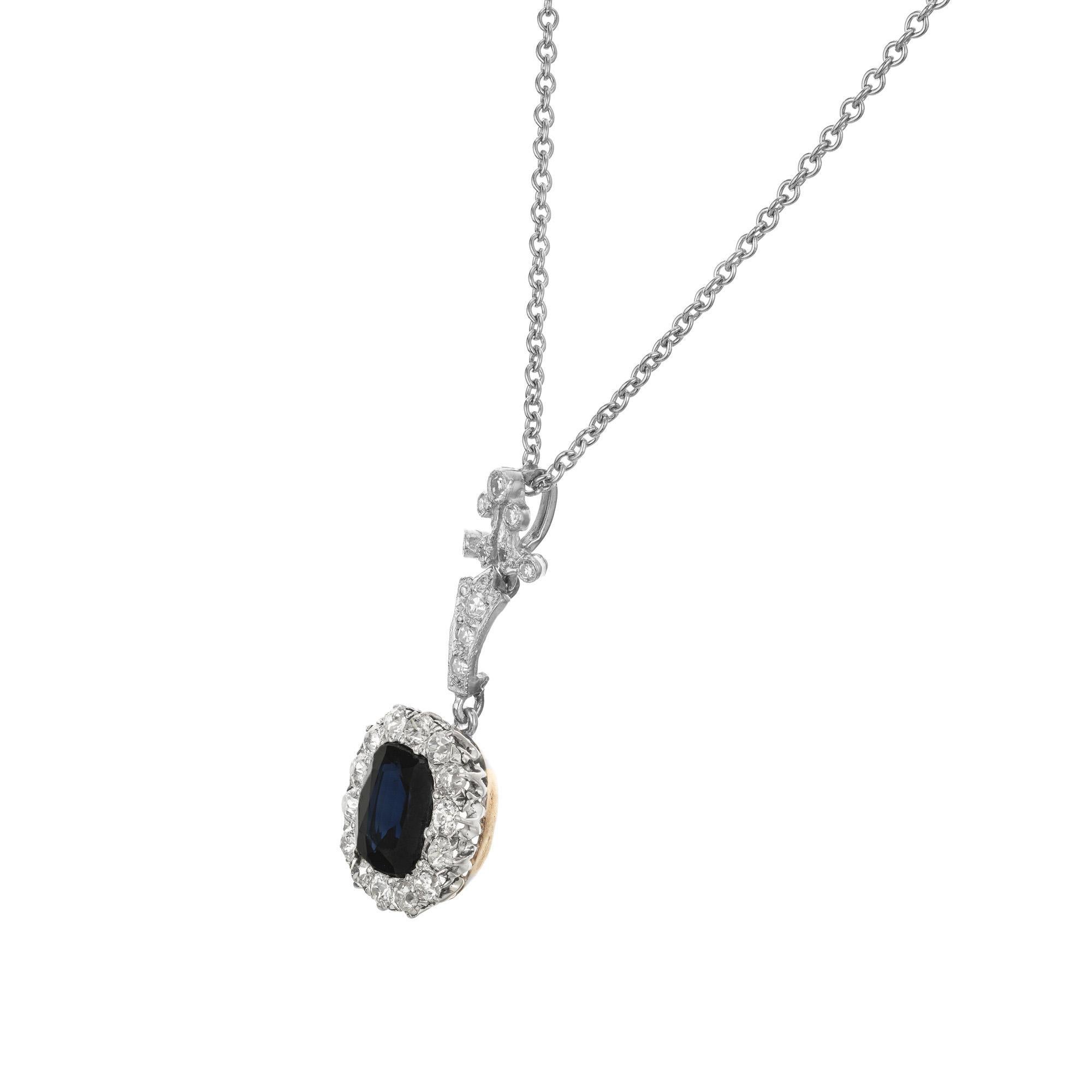 1,95 Karat viktorianische Royal Deep Blue Natürlicher Platin Saphir Anhänger Halskette (Kissenschliff) im Angebot