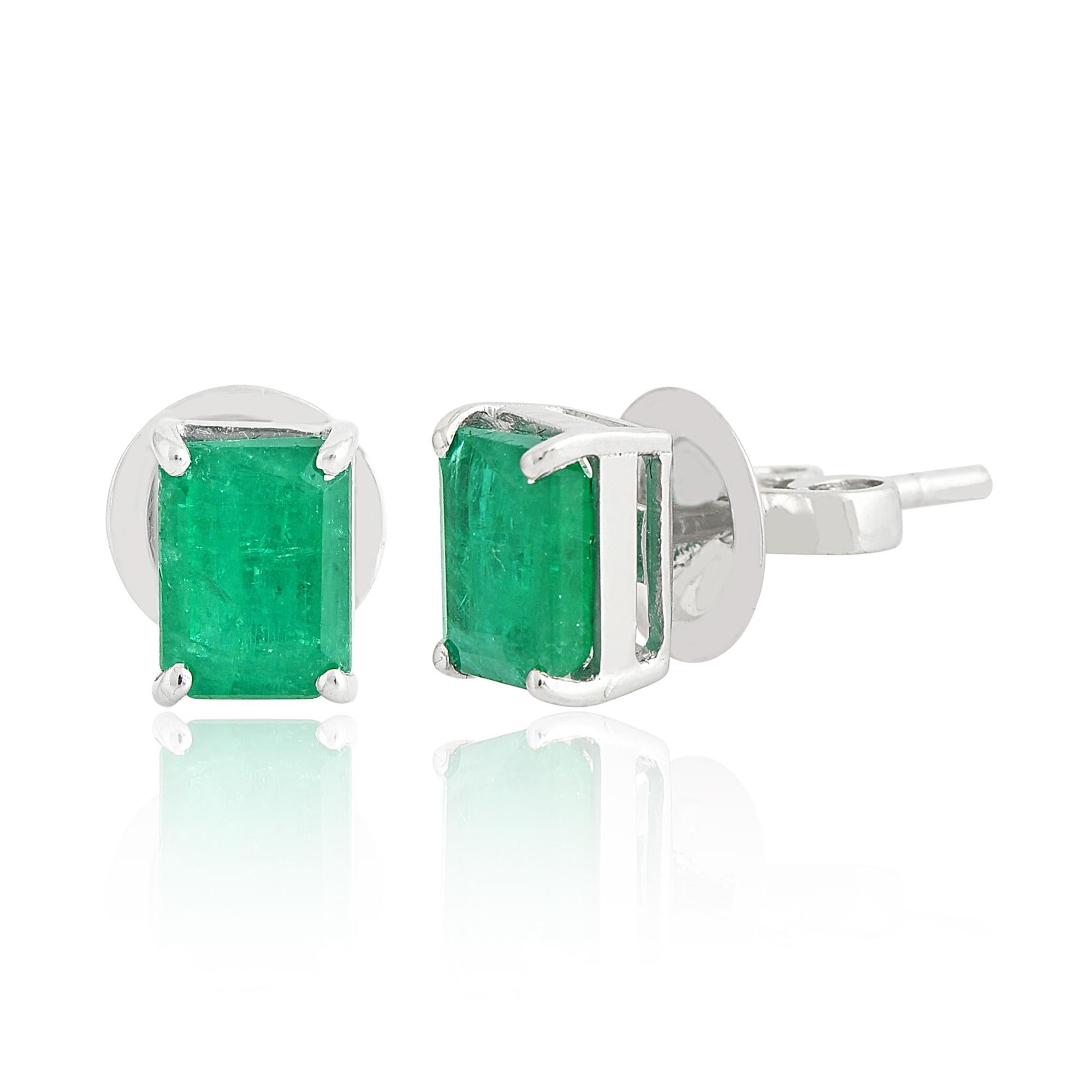Modern 1.95 Carat Natural Emerald Gemstone Stud Earrings Solid 18k White Gold Jewelry For Sale