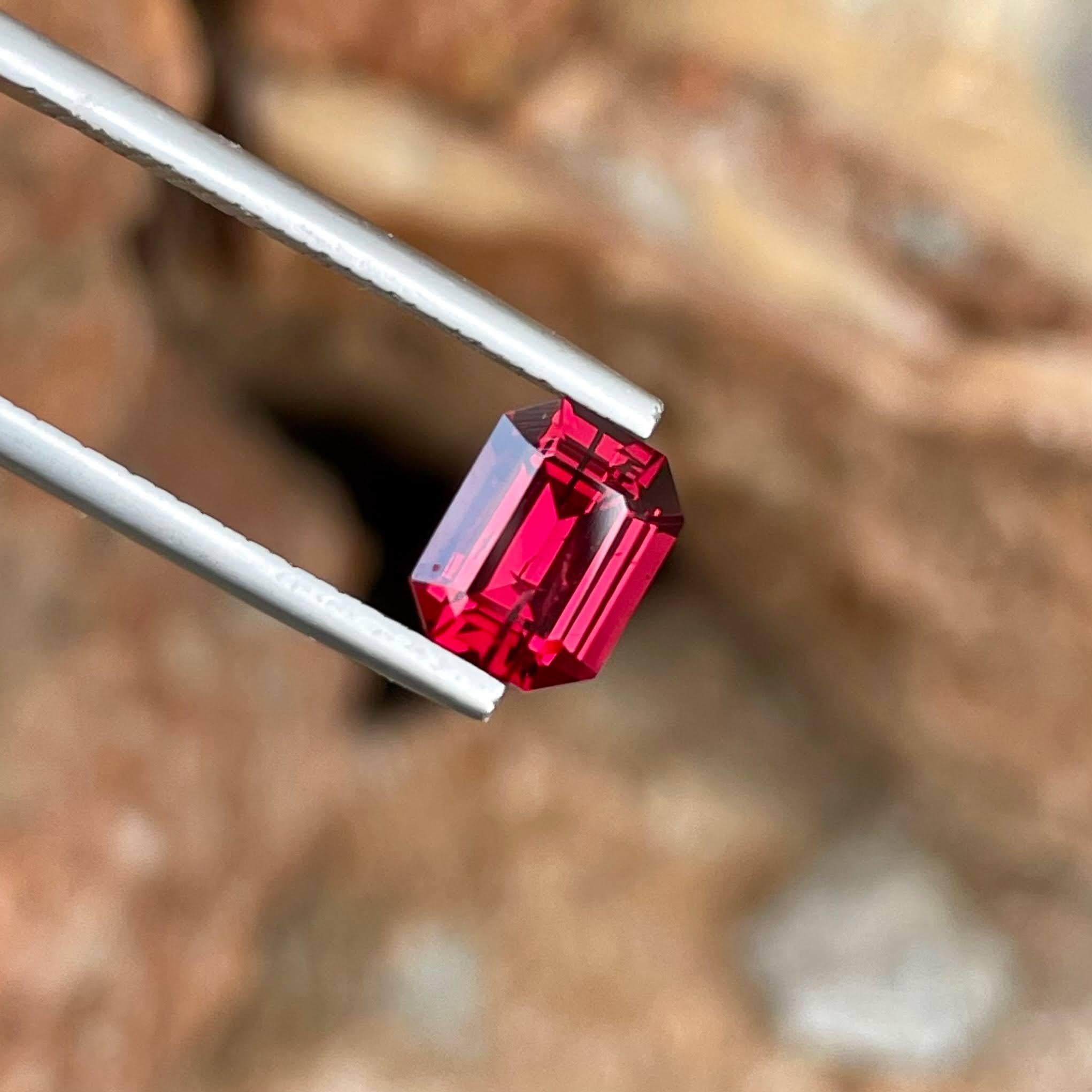  1.95 Carats Loose Bright Red Garnet Stone Emerald Cut Natural African Gemstone In New Condition For Sale In Bangkok, TH