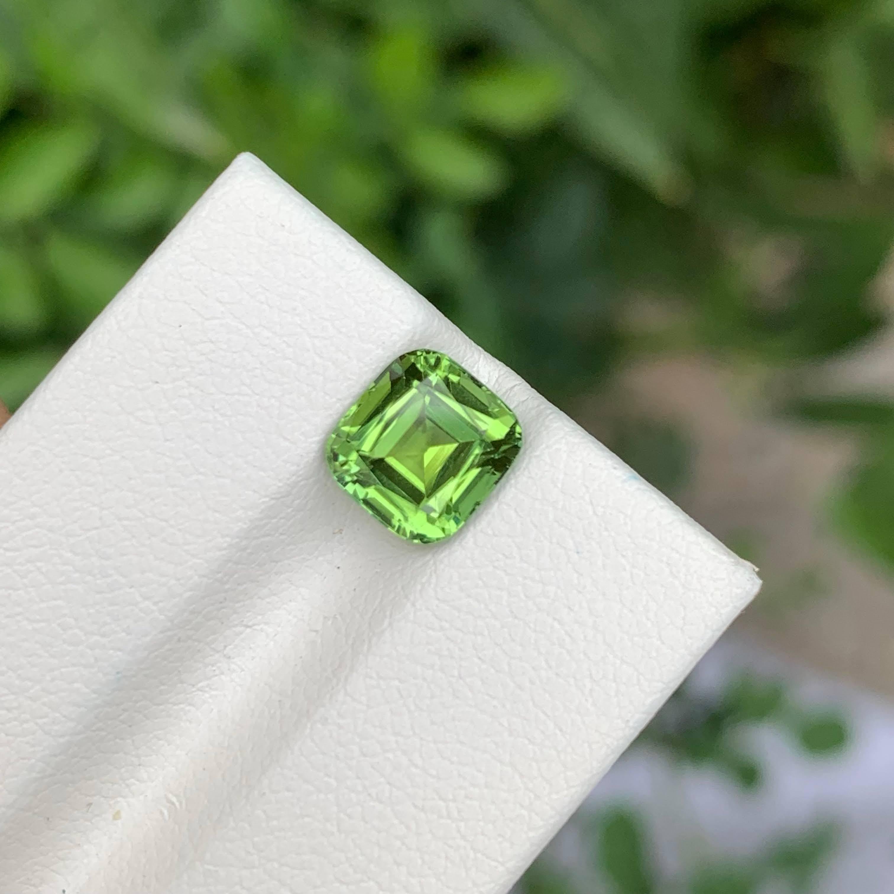 1.95 carats Mint Green Tourmaline Stone Cushion Cut Afghan Gemstone In New Condition For Sale In Bangkok, TH
