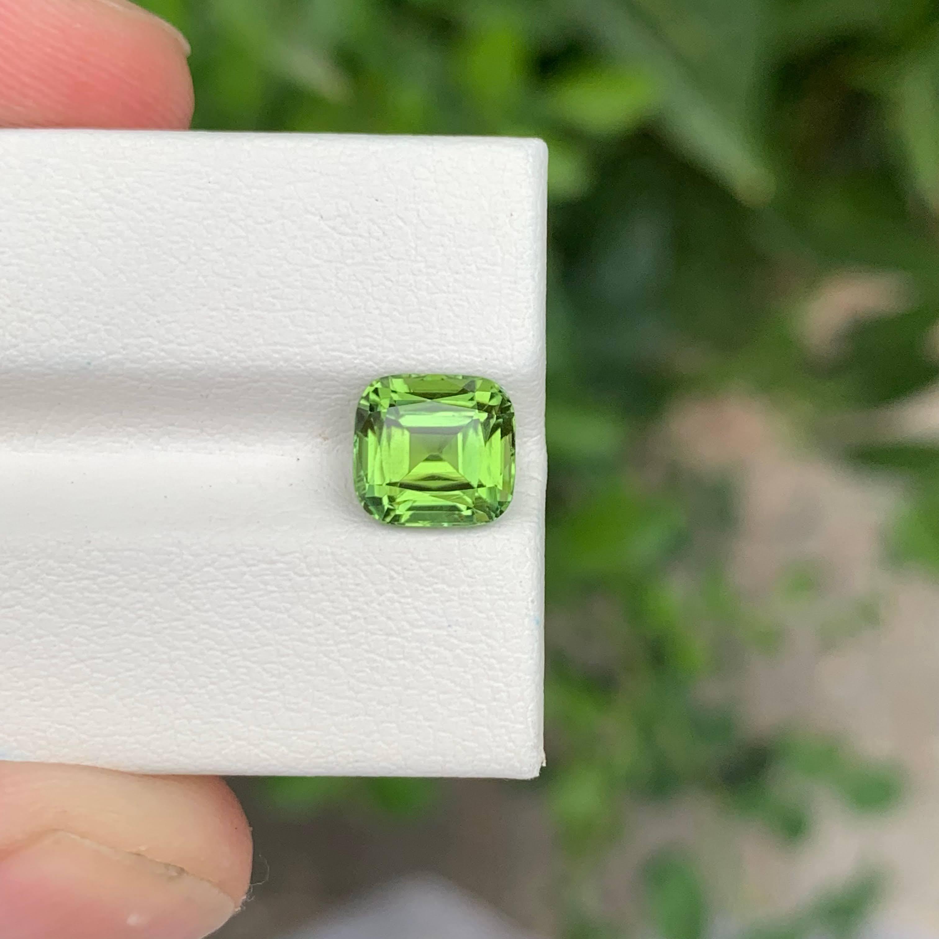 1.95 carats Mint Green Tourmaline Stone Cushion Cut Afghan Gemstone For Sale 2