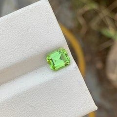 1.95 Carats Natural Loose Green Peridot Ring Gem Emerald Shape