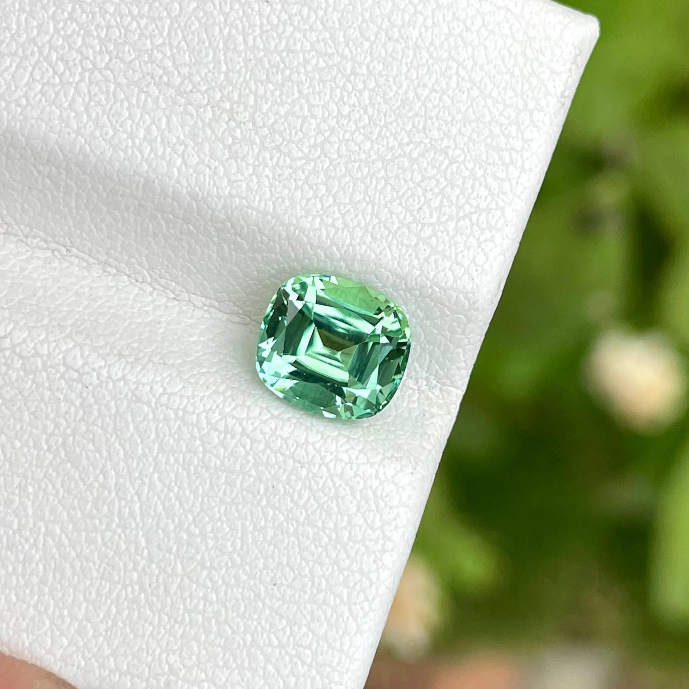 1.95 Karat Meer Form lose Turmalin Stein Cushion Cut afghanischen Edelstein (Kissenschliff) im Angebot