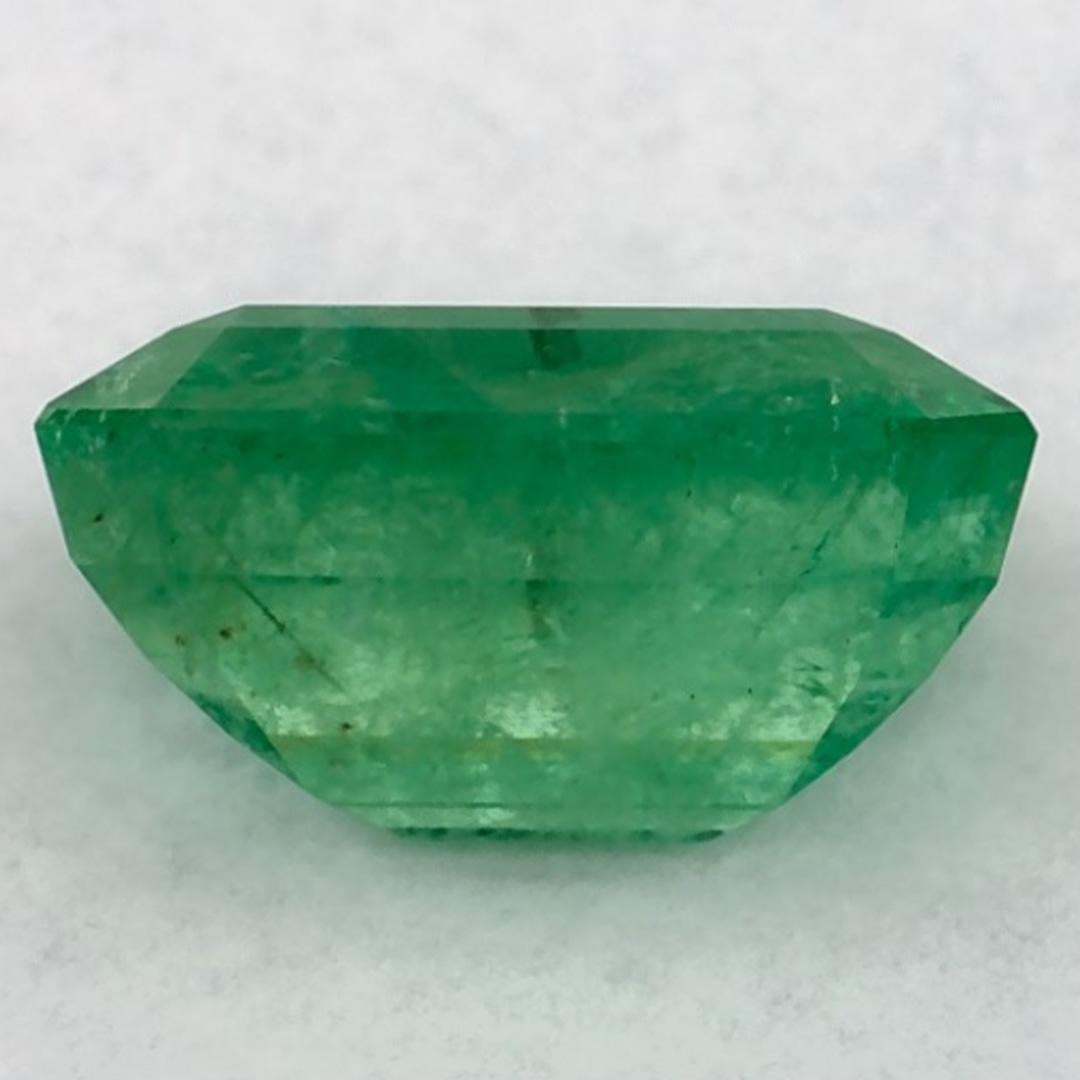 1.95 Ct Emerald Octagon Loose Gemstone In New Condition For Sale In Fort Lee, NJ