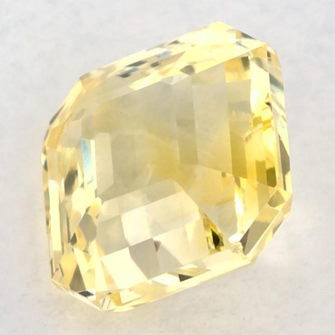 Donna 1.95 carati di zaffiro giallo ottagonale sciolto in vendita