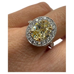 1,95 GIA-zertifizierter Fancy-Diamantring aus 18KT-Gold