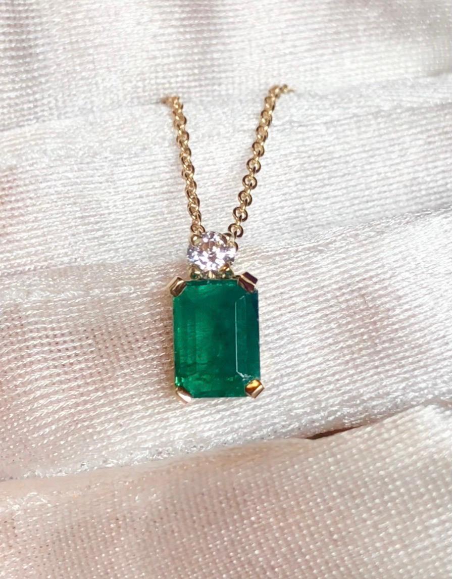 1.95 Vivid Green Colombian Emerald and Diamond Pendant Necklace 18K For Sale 6